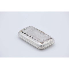 Rectangular silver snuff box