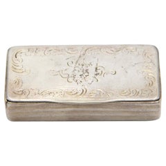 Rectangular silver snuff box