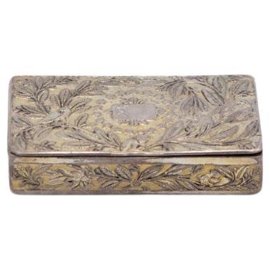 Rectangular silver snuff box with reliefs