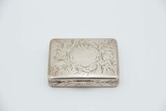 Rectangular silver snuffbox