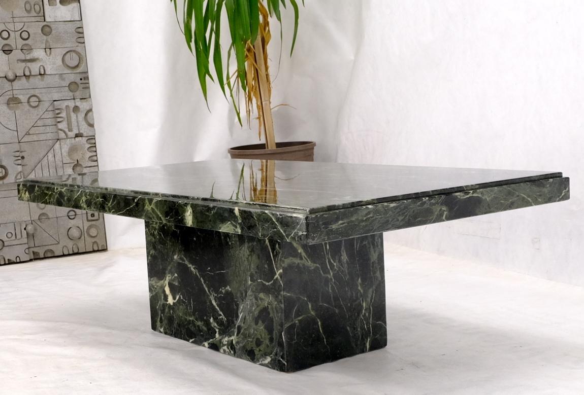 Rectangular Single Pedestal Base Dark Green to Black Marble Top Coffee Table In Excellent Condition In Rockaway, NJ