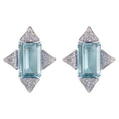 Pendientes Pagoda Rectangulares de Topacio Cielo y Diamantes / Oro Blanco 18k