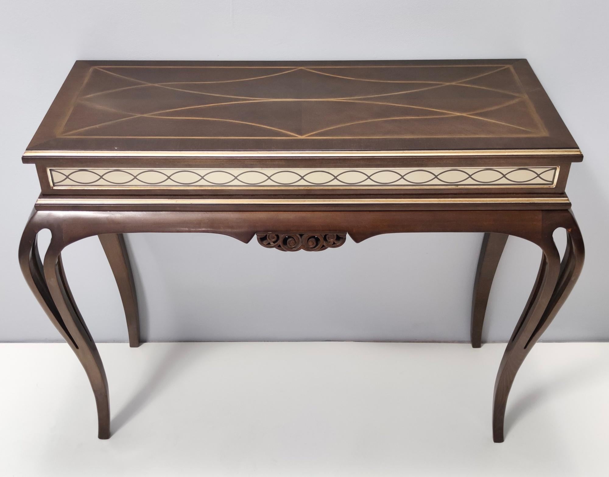 Miroir Table console rectangulaire en noyer massif avec motif de miroir gravé, Italie en vente