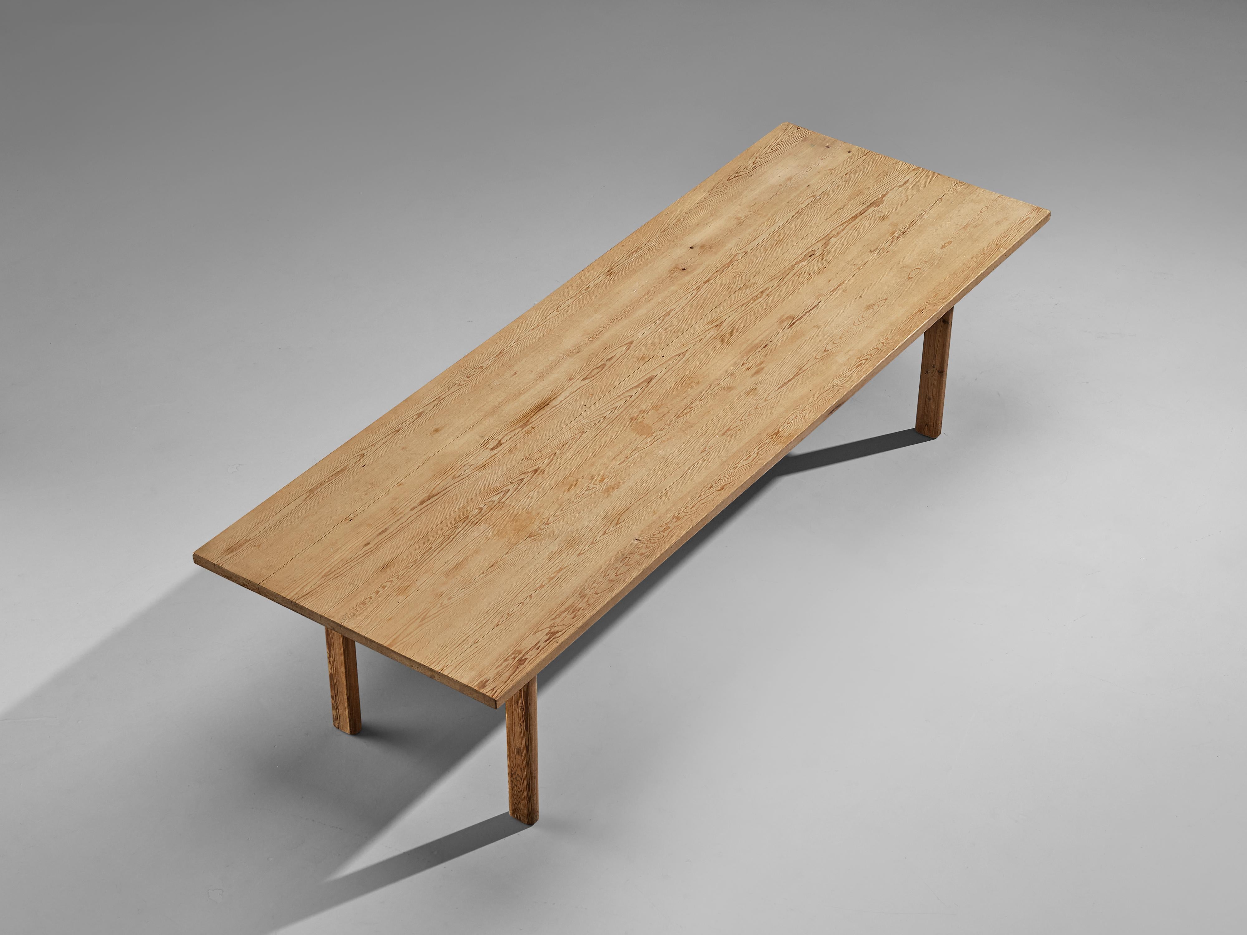 Sizeable Swedish Dining Table in Solid Pine 3