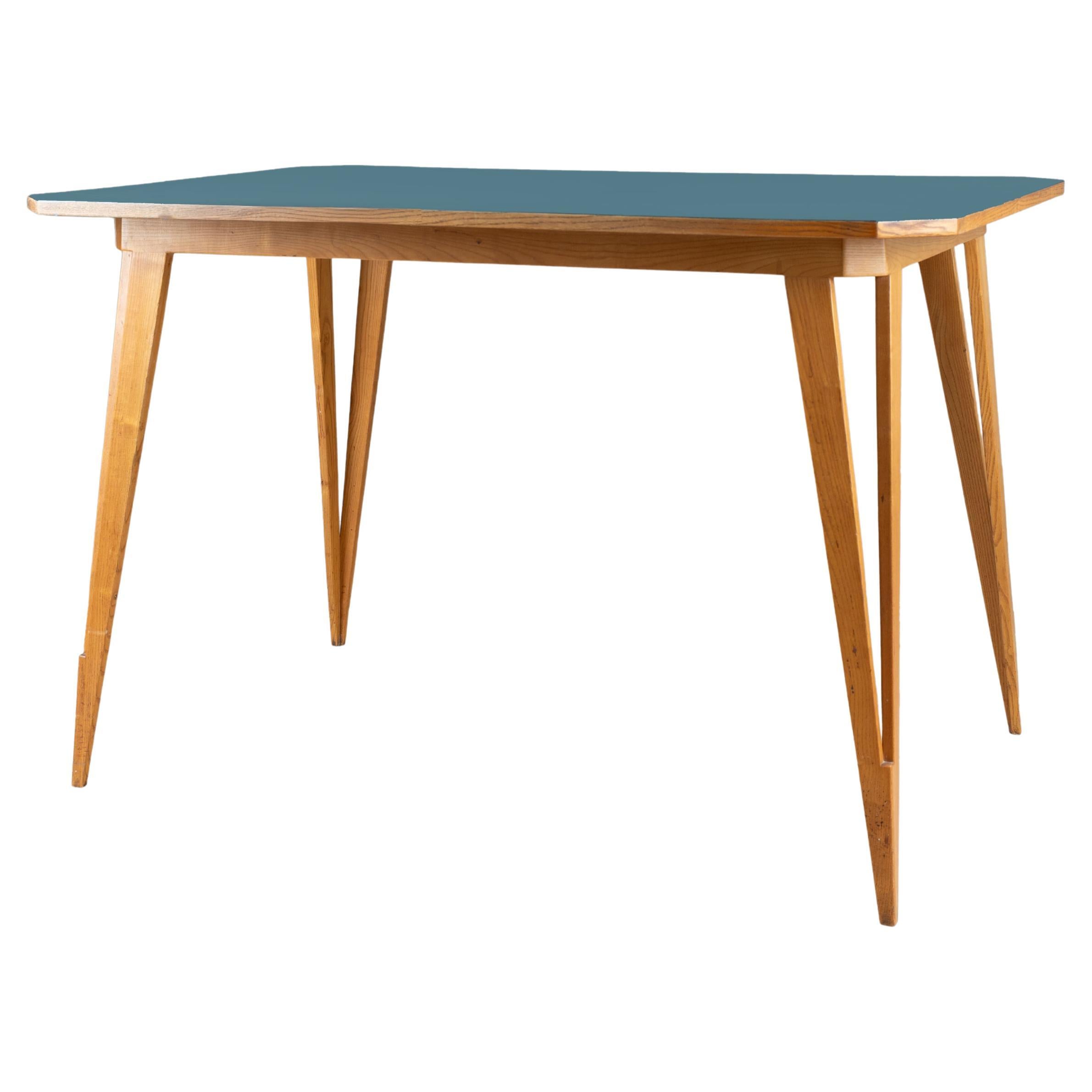 What is a Formica table top?