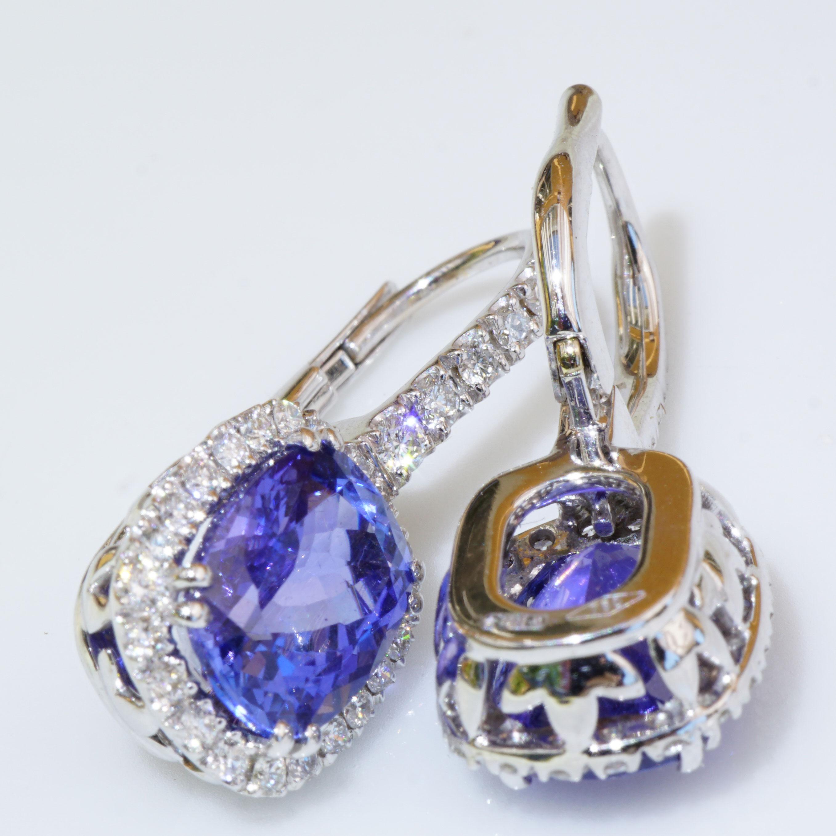 Women's or Men's Rectangular Tanzanite AAA+ 4.70 Ct Dream Earrings with Diamonds 18 Kt White Gold For Sale