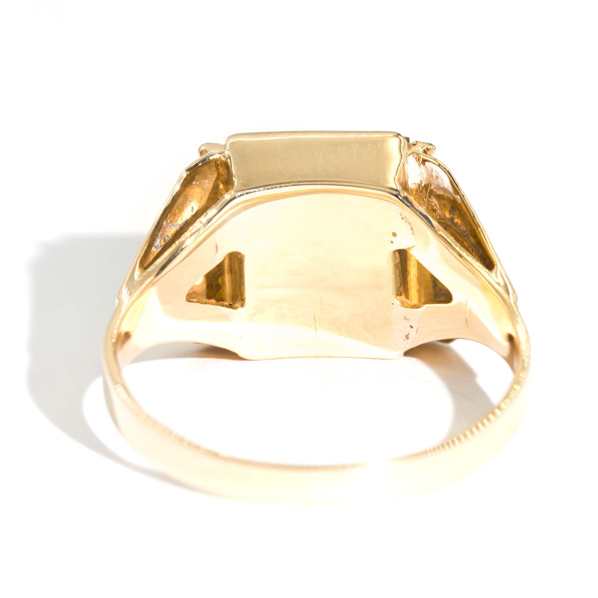 Rectangular Tigers Eye 9 Carat Yellow Gold Mens Vintage Signet Ring In Good Condition In Hamilton, AU