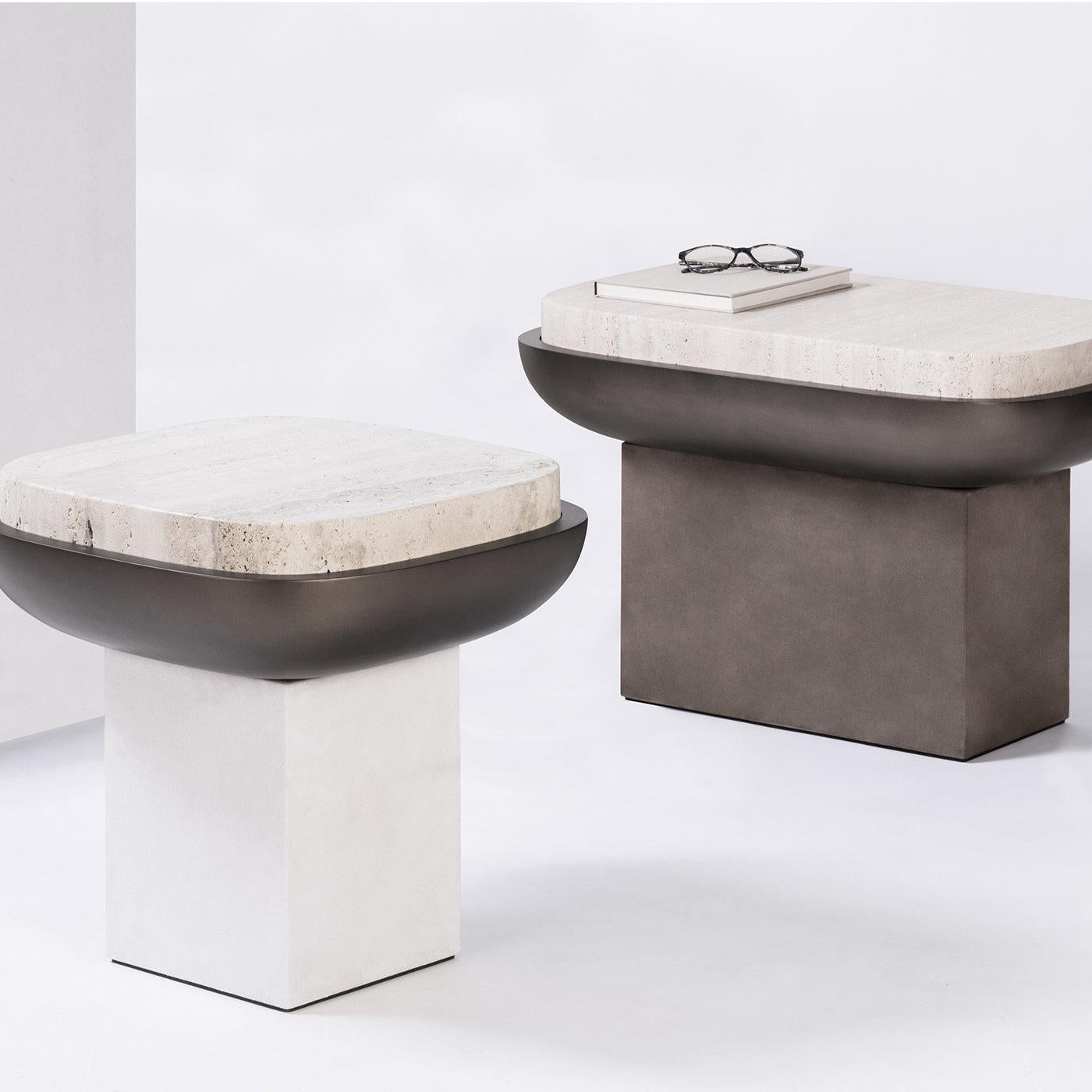 Contemporary rectangular travertine & leather side table - olympia by Stephane Parmentier for Giobagnara.
The object presented in the image has following finish: Travertine top, A24 smoke suede leather (base) and bronze-laquered wood seat