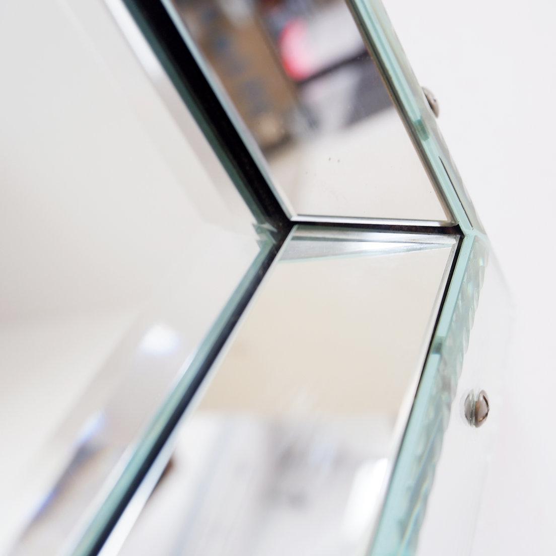 Rectangular Wall Mirror with Multi-Faceted Mirrors 6