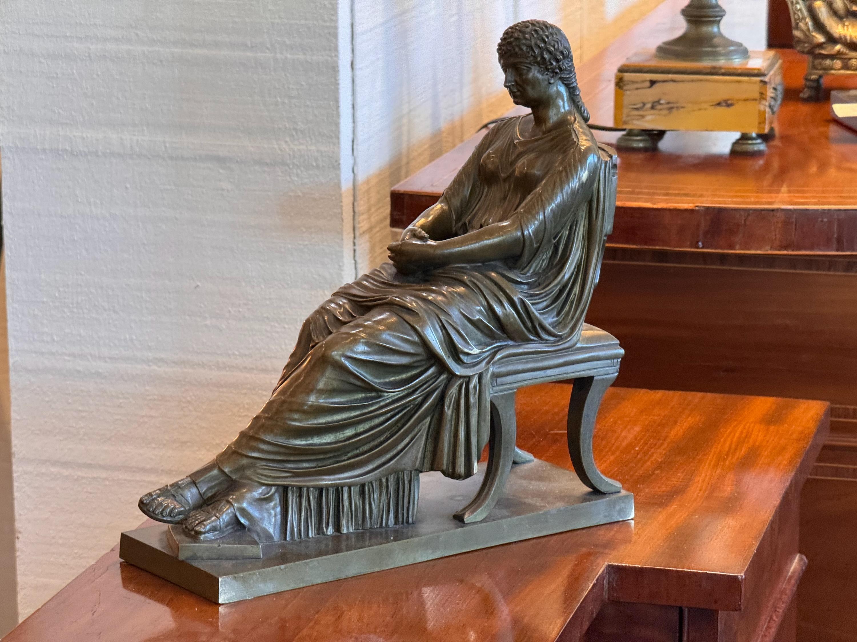 Francese Figura supina Scultura in bronzo in vendita