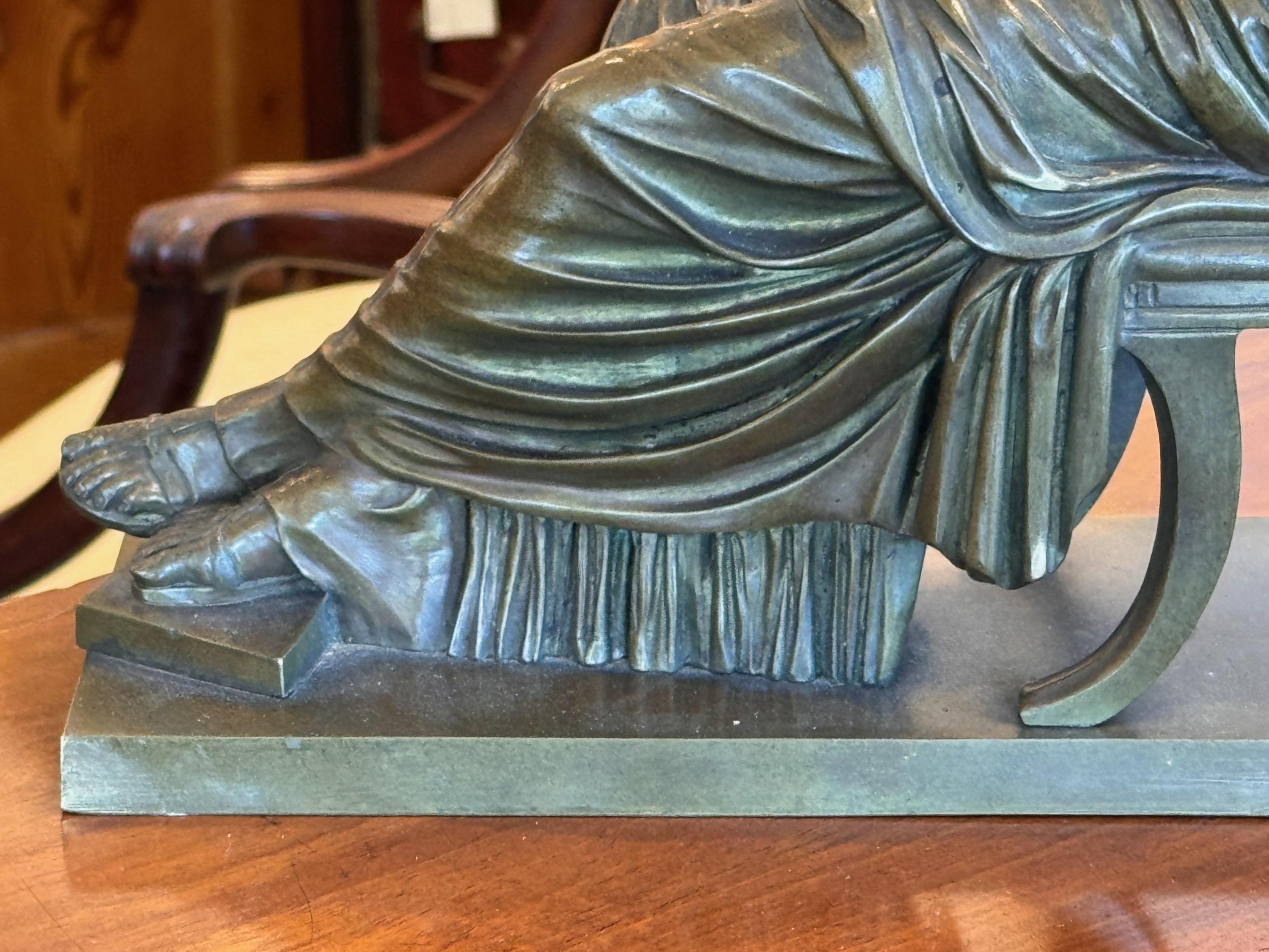 XIX secolo Figura supina Scultura in bronzo in vendita