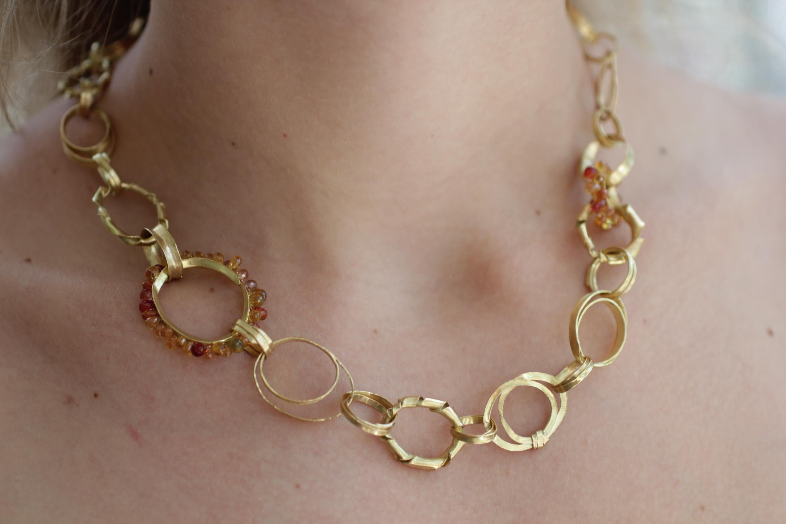 Recycelte 18k Gold Saphir Briolettes Handgefertigte Kette Halskette und mehr im Angebot 8