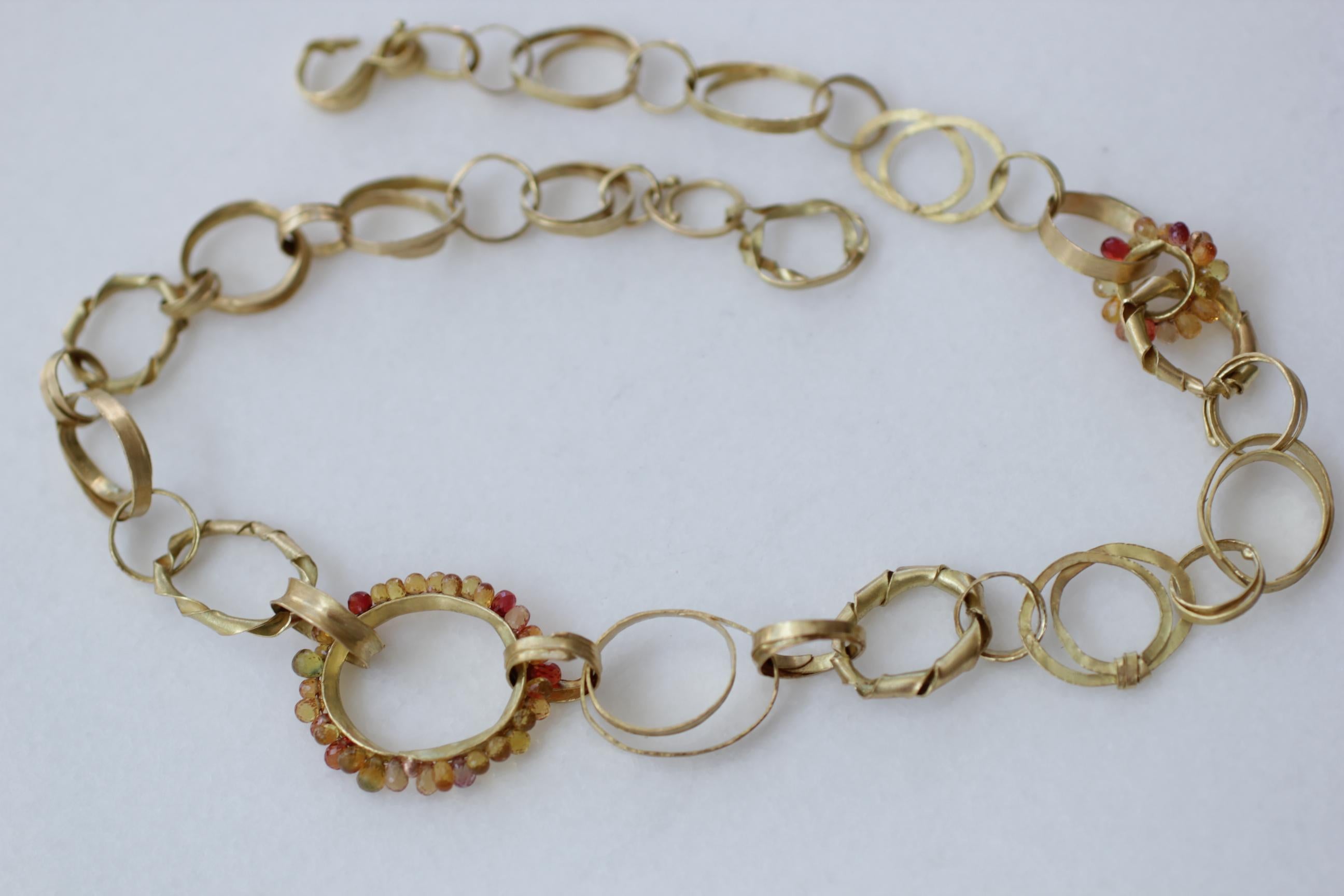 Recycelte 18k Gold Saphir Briolettes Handgefertigte Kette Halskette und mehr (Moderne) im Angebot