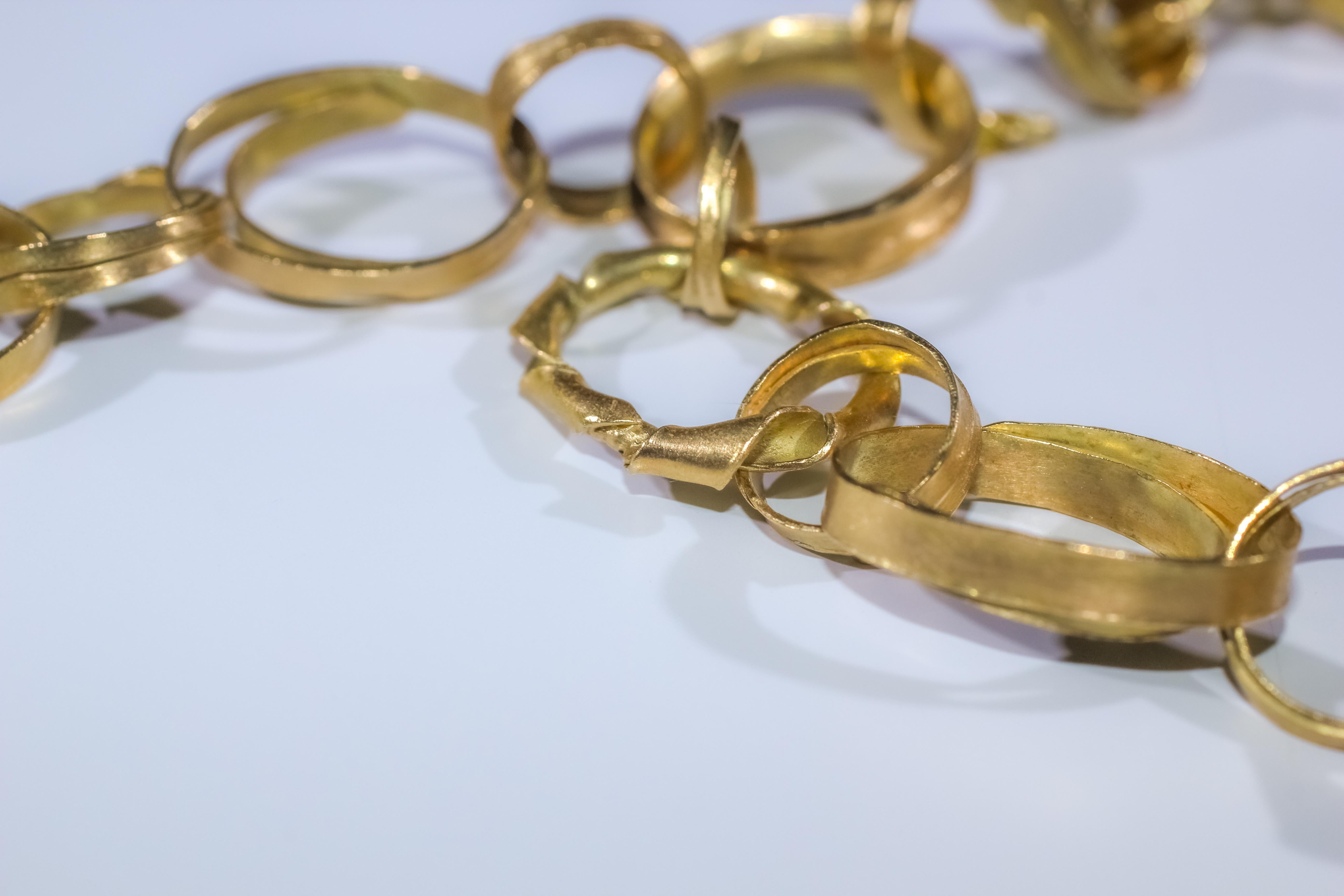 Recycelte 18k Gold Saphir Briolettes Handgefertigte Kette Halskette und mehr im Angebot 1