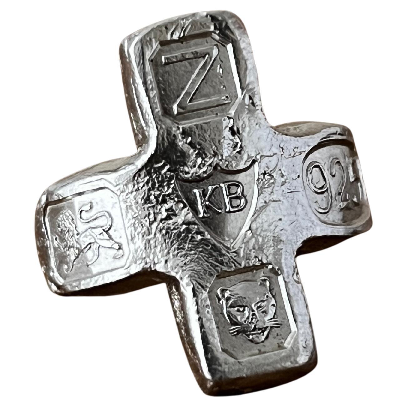 Recycled Sterling Silver Stone Cross Ring by Karthur Studio en venta