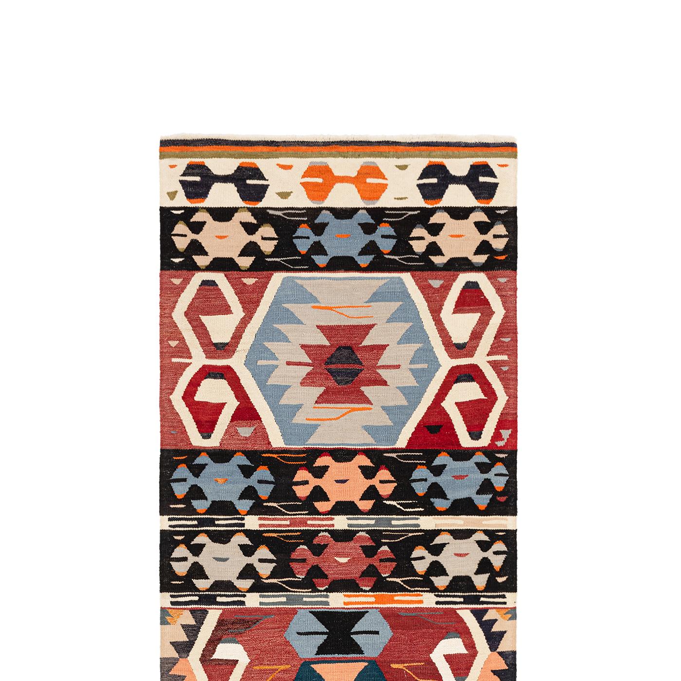 Recycelter Yarn Kilim No.02 Läufer Original Flachgewebe-Teppich von Knots Rugs (Handgewebt) im Angebot