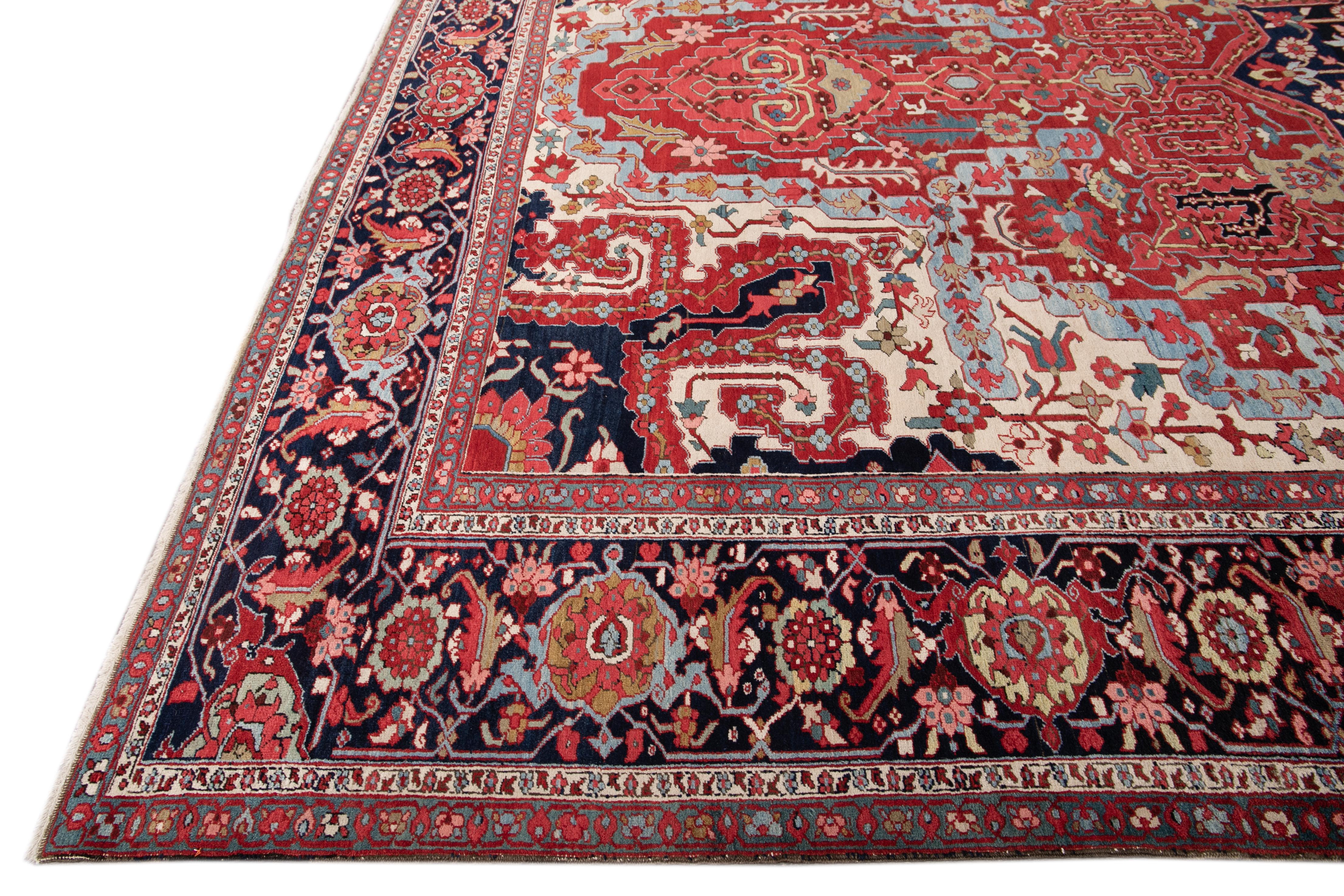 Persian Red 19th Century Antique Serapi Handmade Wool Rug For Sale