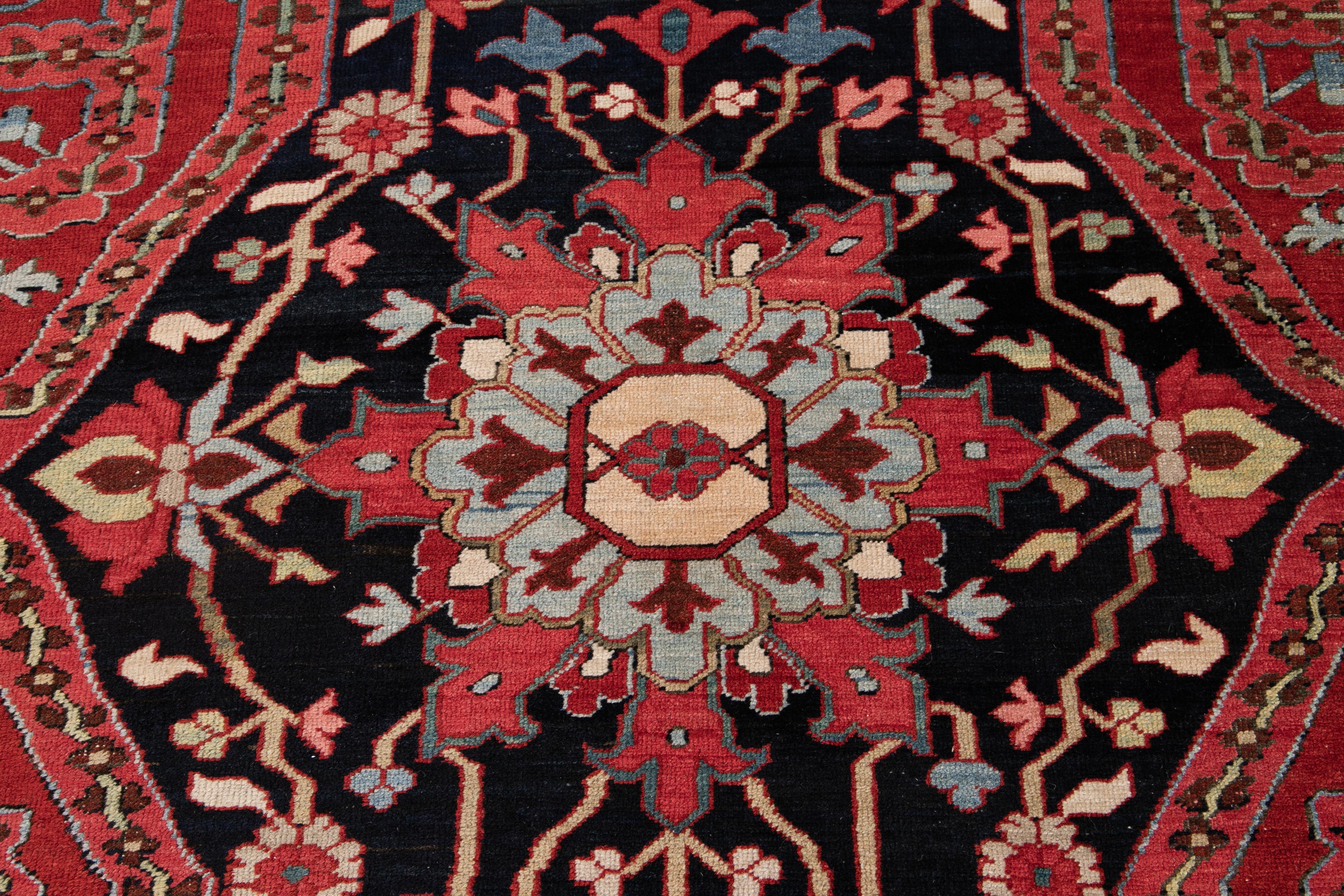 Late 19th Century Red 19th Century Antique Serapi Handmade Wool Rug For Sale