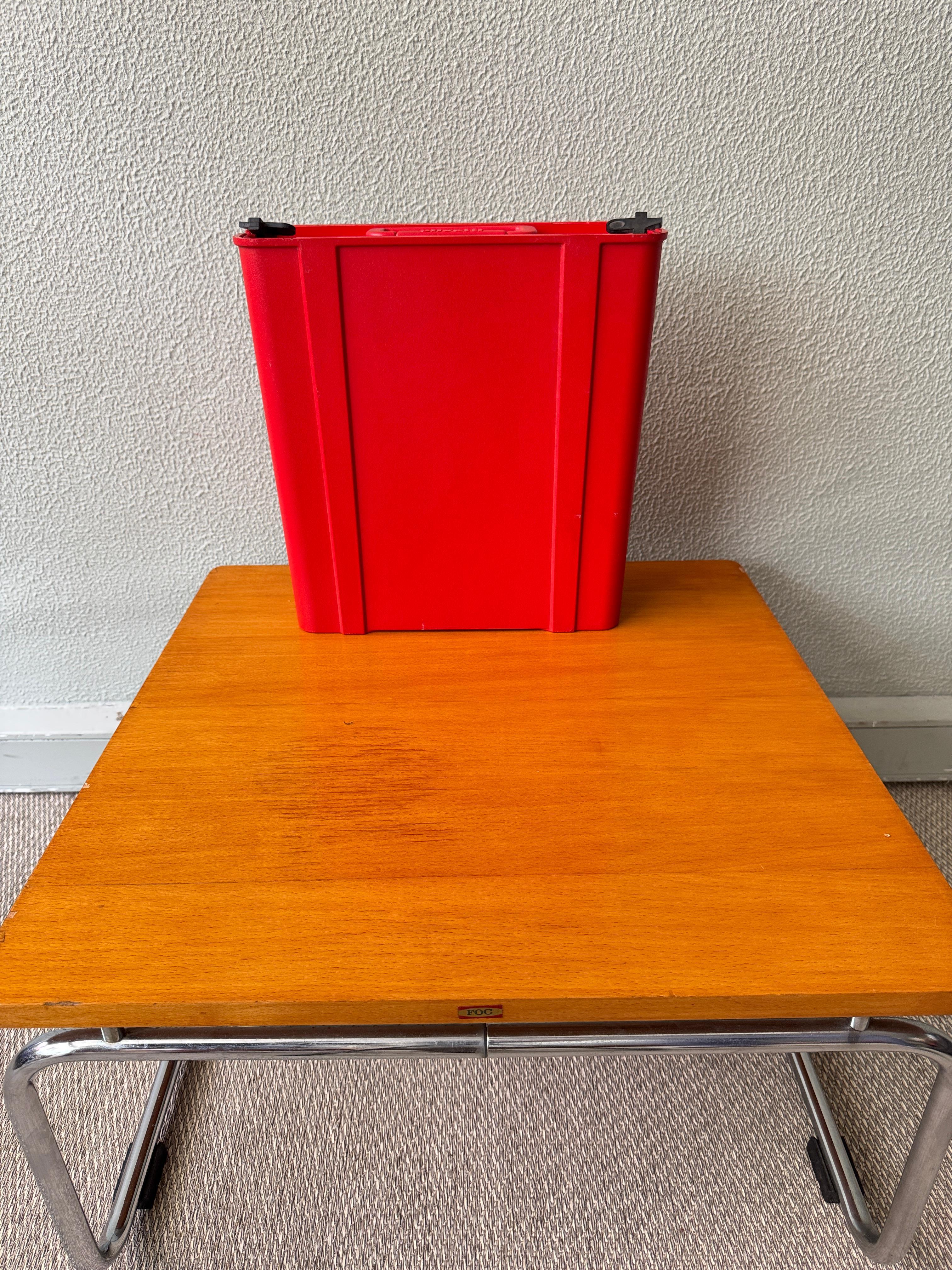 Rote ABS-Kunststoff-Valentine-Schreibmaschine Ettore Sottsass - Olivetti Synthesis, Italien im Angebot 6
