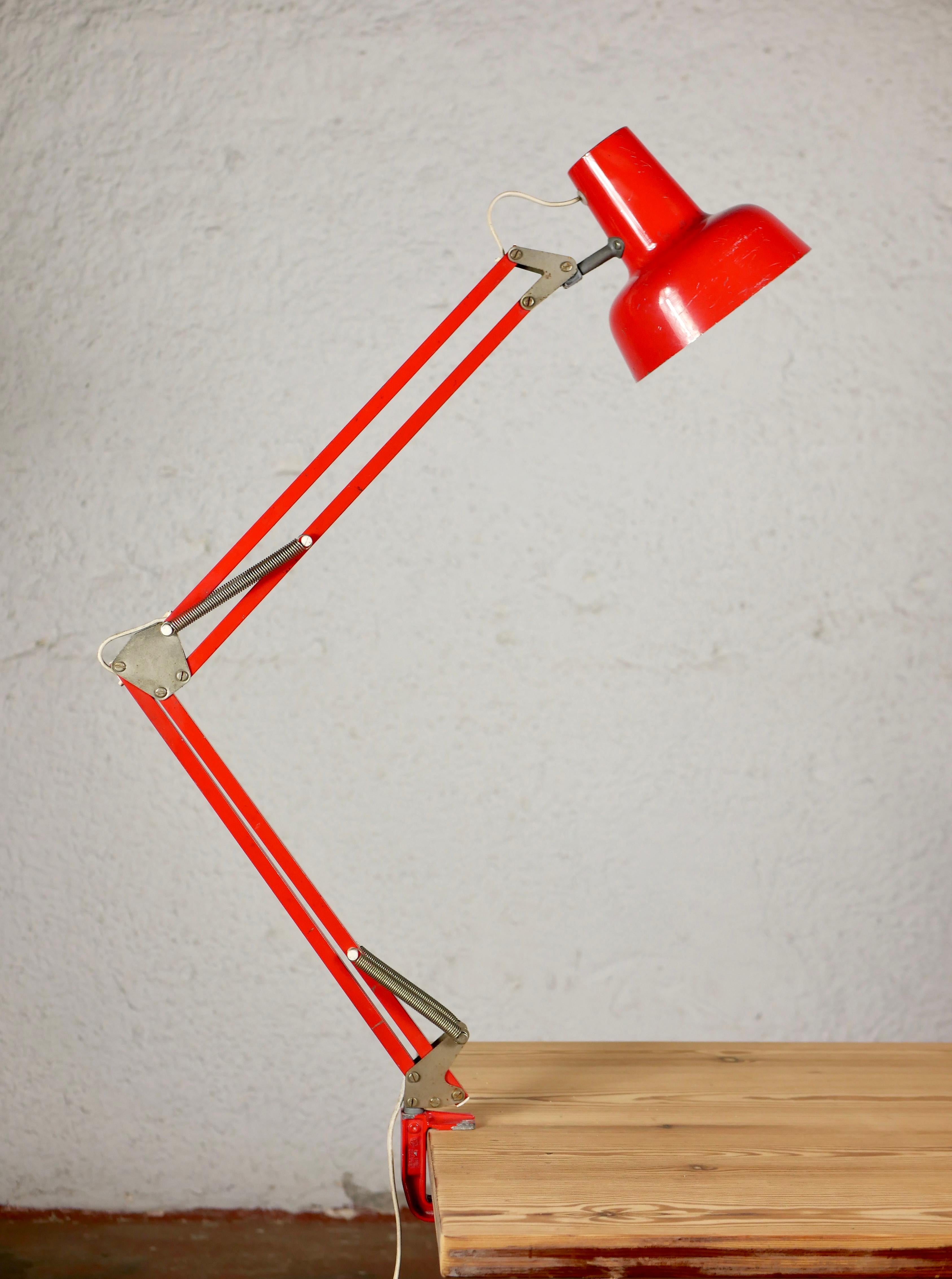 Red Adjustable Desk Lamp from RDA, 1970 In Good Condition In Lyon, FR