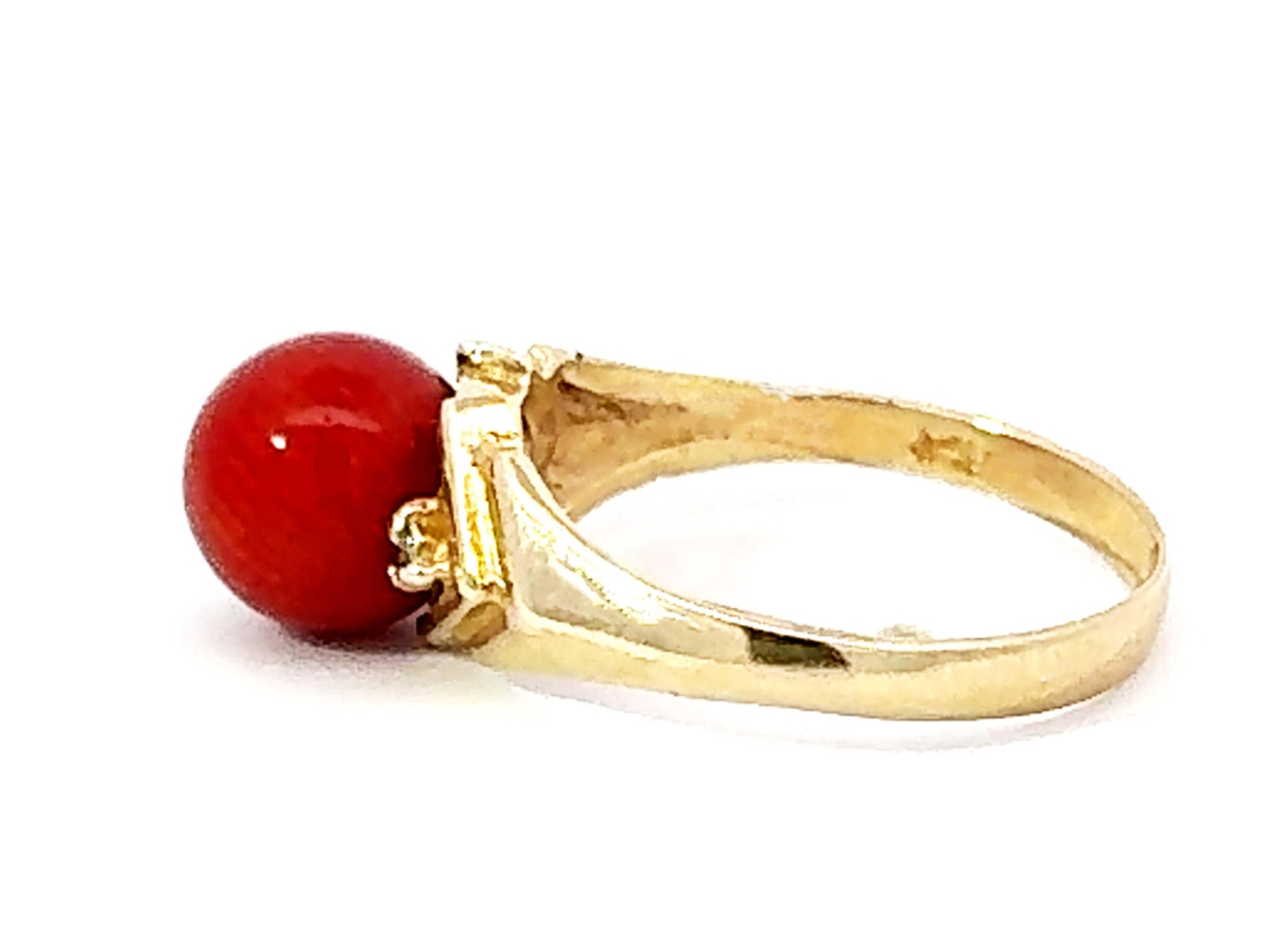 Women's Red Aka Coral Sphere and Diamond Ring 14k Yellow Gold For Sale