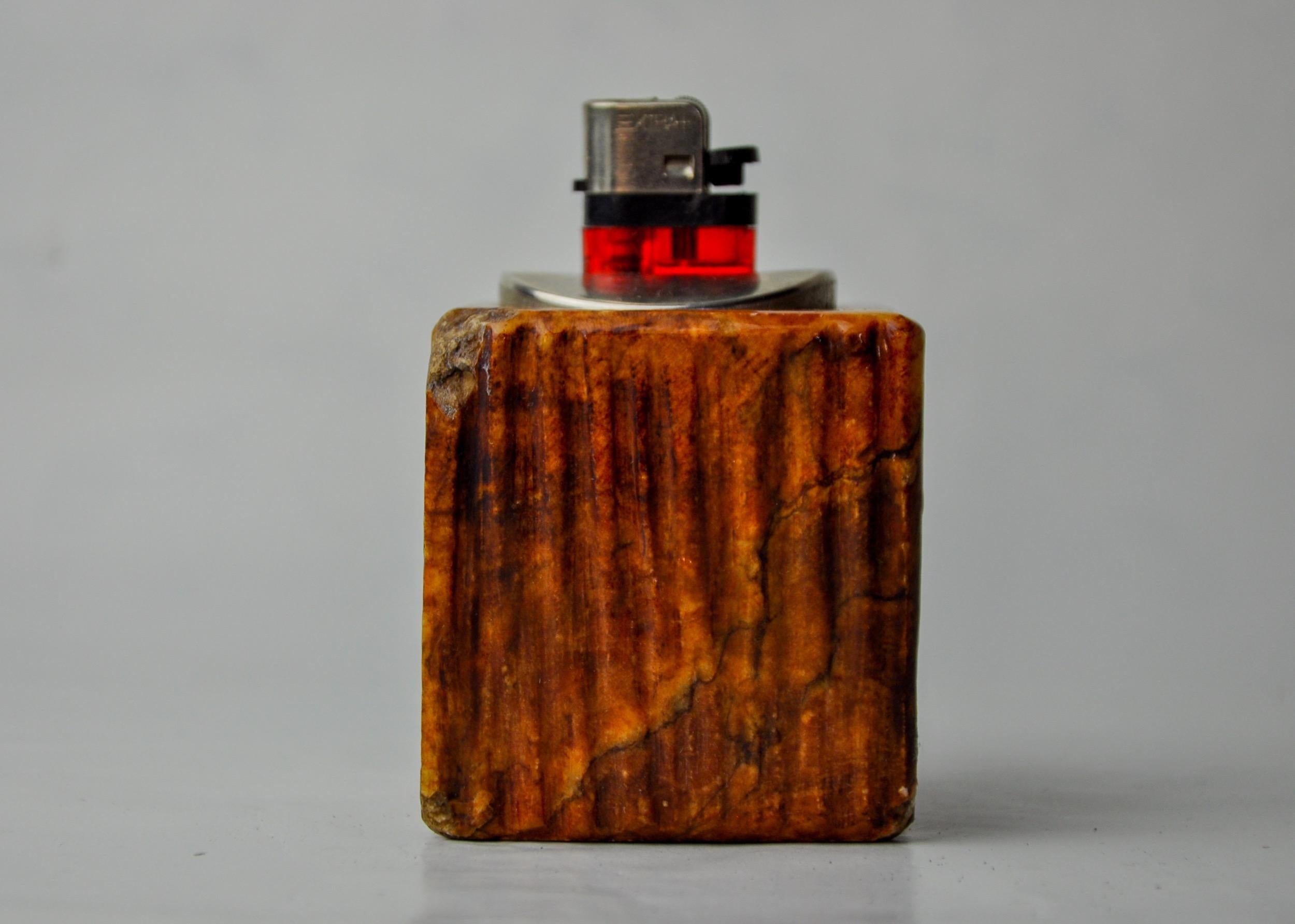Red alabaster lighter by Romano Bianchi, Italy, 1970 In Good Condition For Sale In BARCELONA, ES