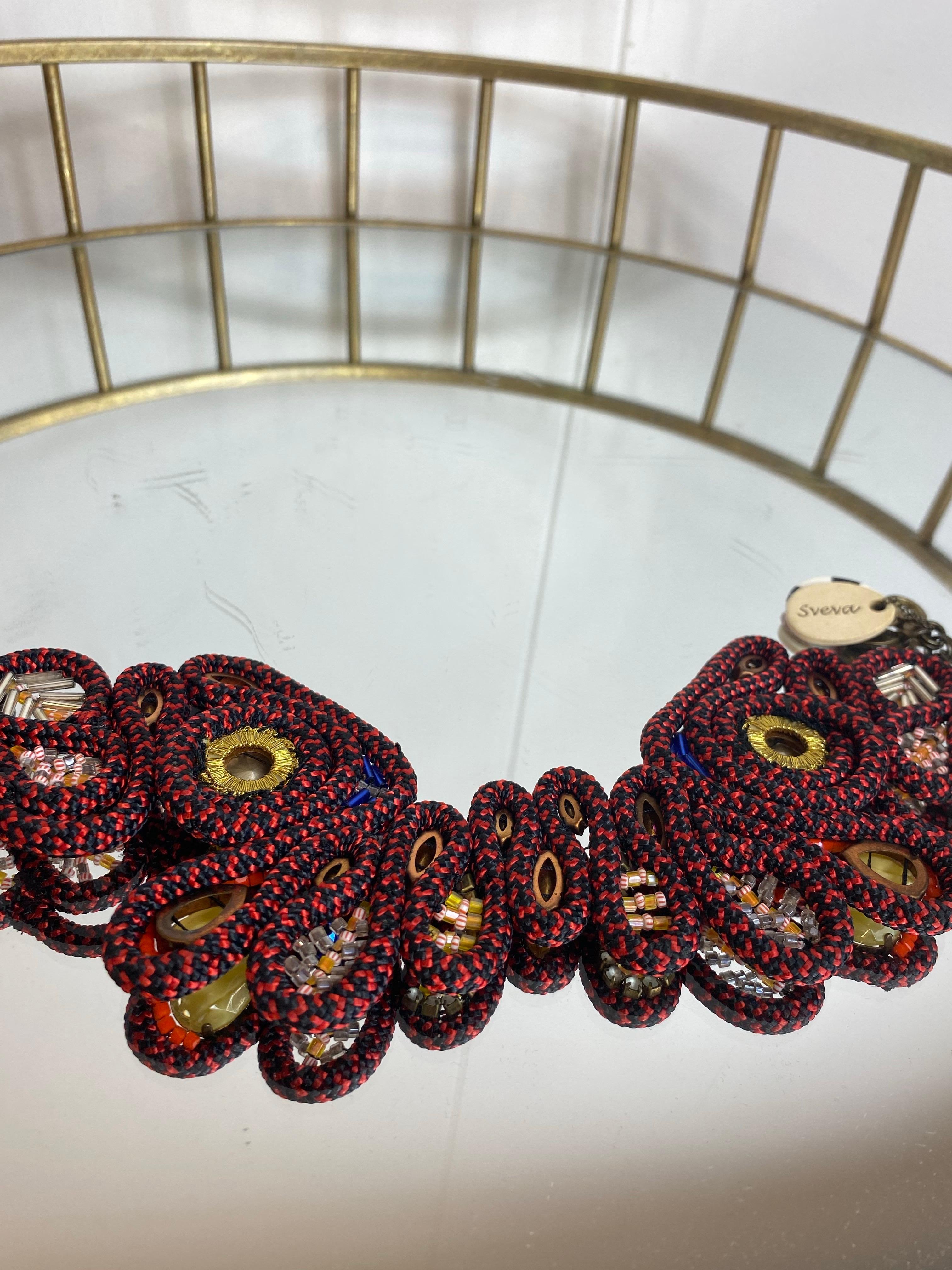 Collier rouge et noir Collection Sveva. en vente 3