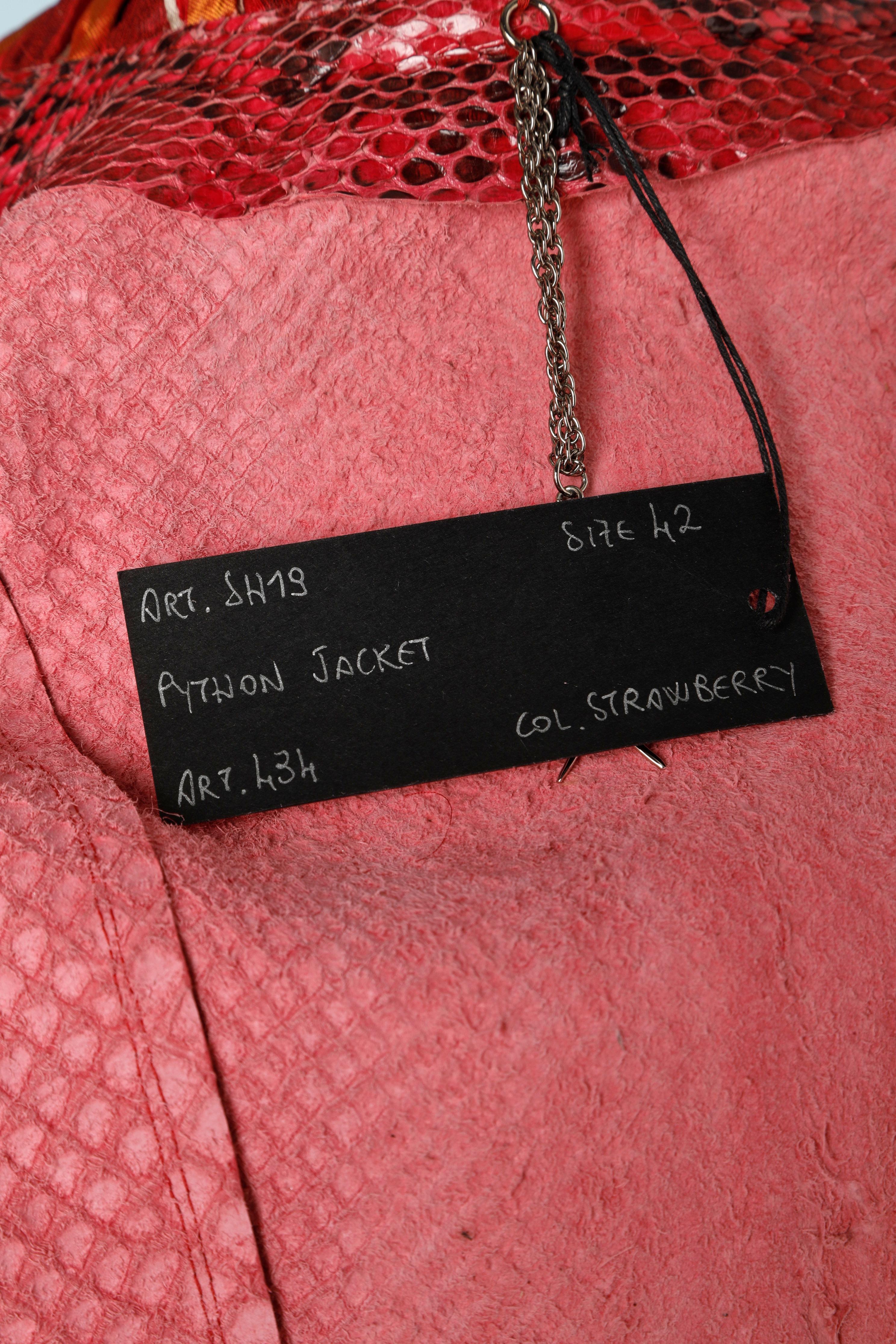 Veste en python rouge et noir Shiro 4