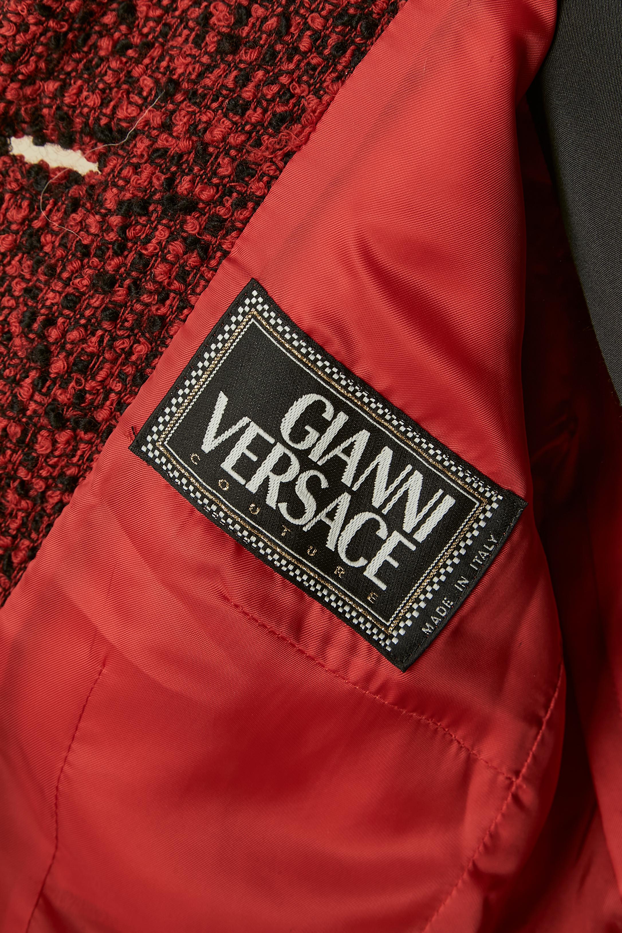 Abito con gonna in tweed rosso e nero Gianni Versace Couture in vendita 3