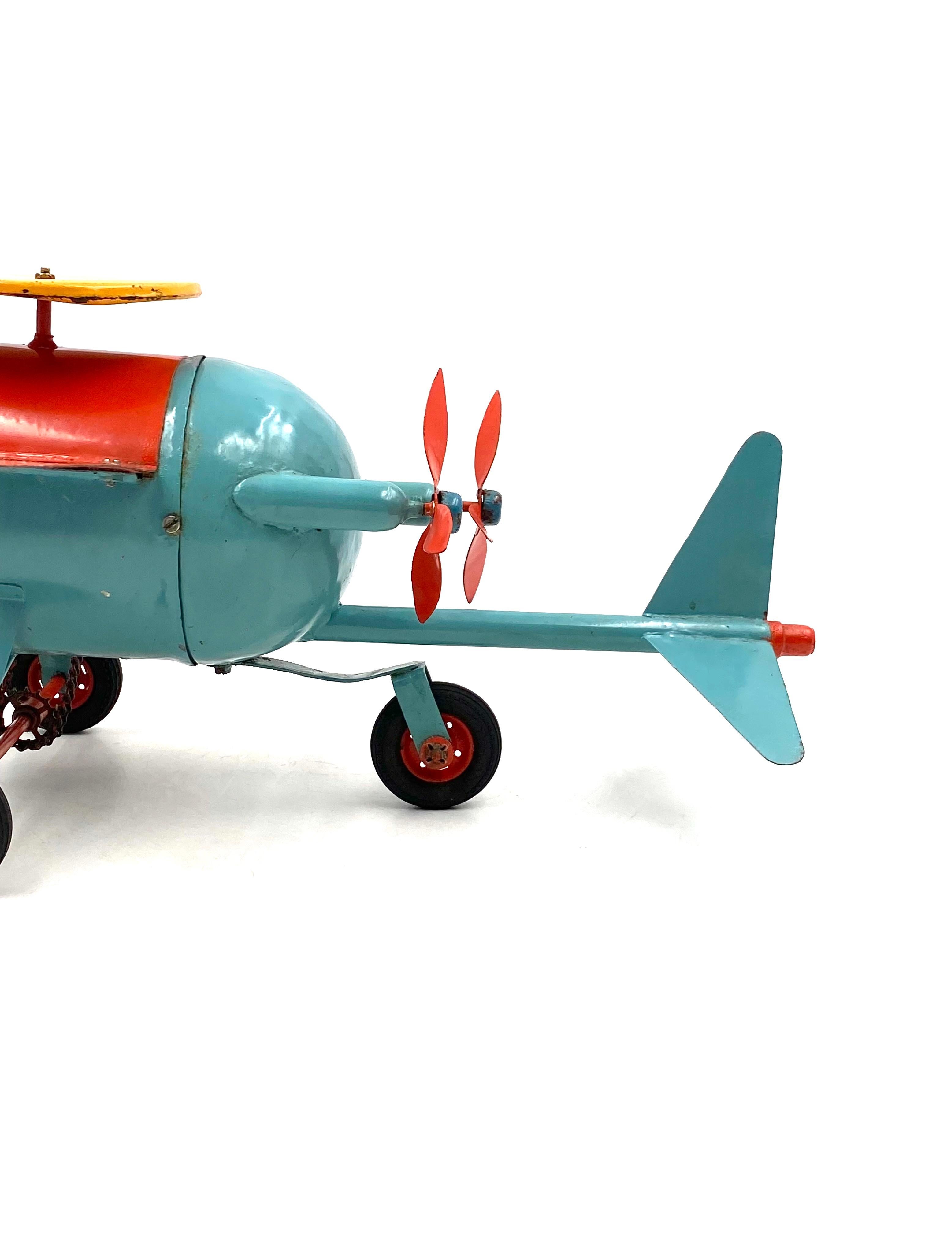Red and blue airplane toy, France early 20th century For Sale 10