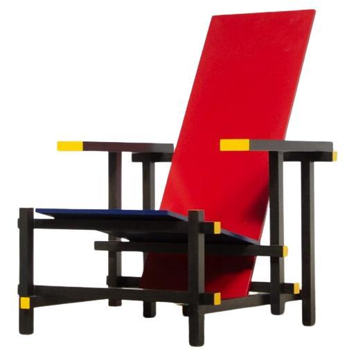Sedia rossa e blu di Gerrit Rietveld per Cassina