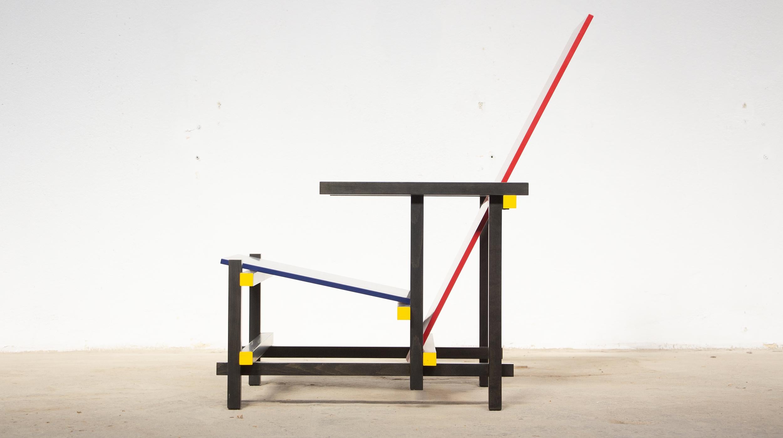 Minimalist Red and blue chair Gerrit Rietveld for Cassina For Sale