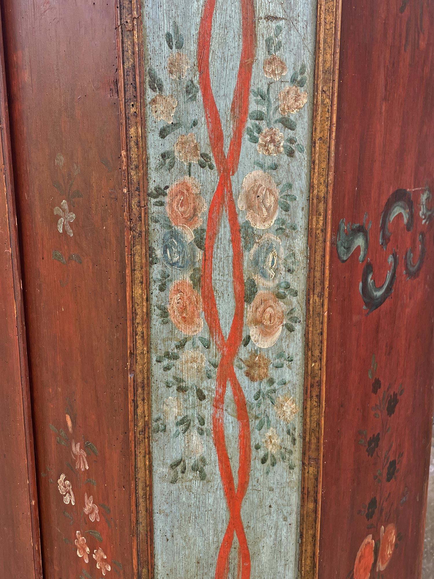 Red and Blue FLoral Painted Cupboard - 1793 in vendita 11