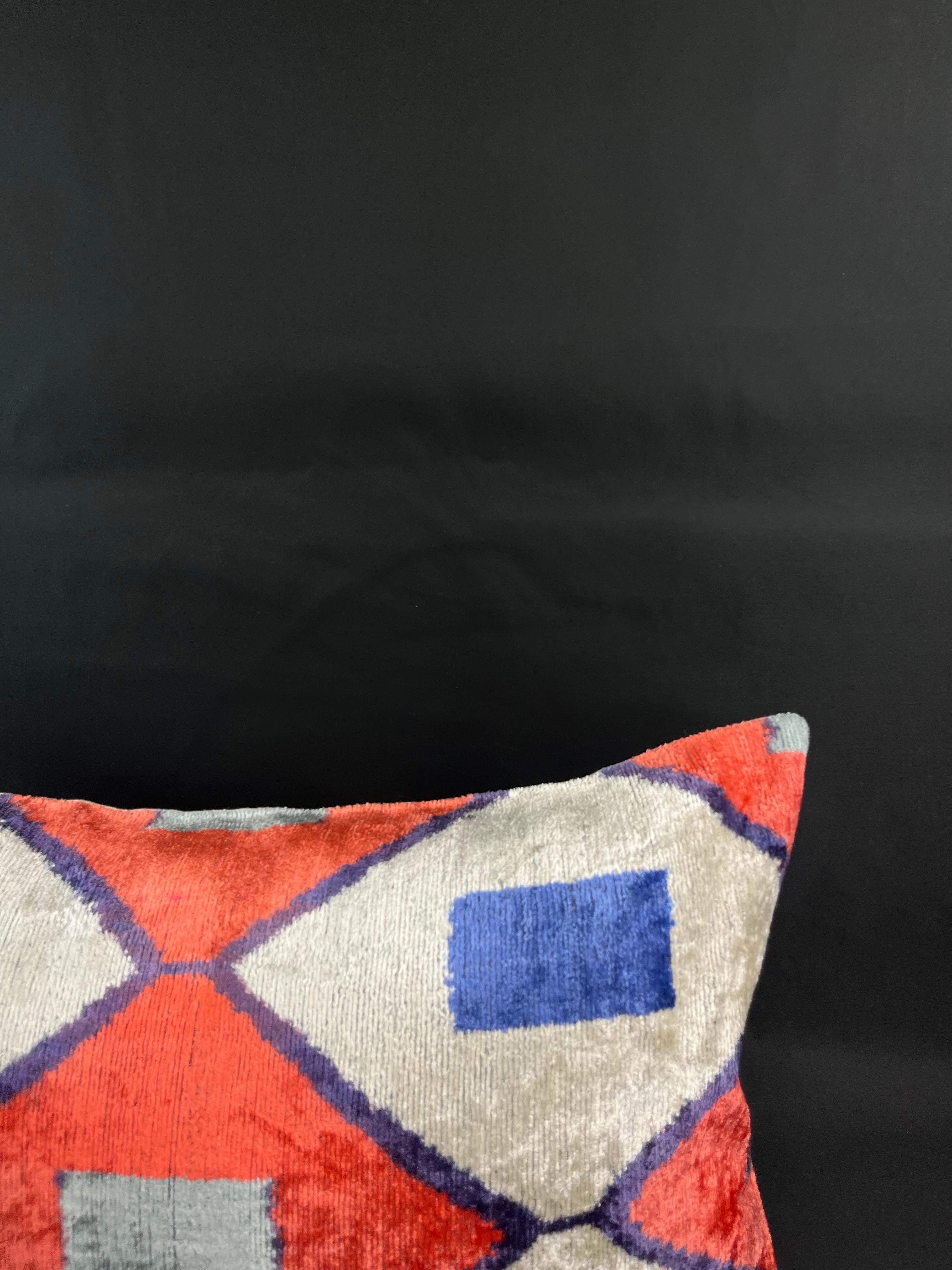 Modern Red and Blue Geometric Design Velvet Silk Ikat Pillow Cover For Sale