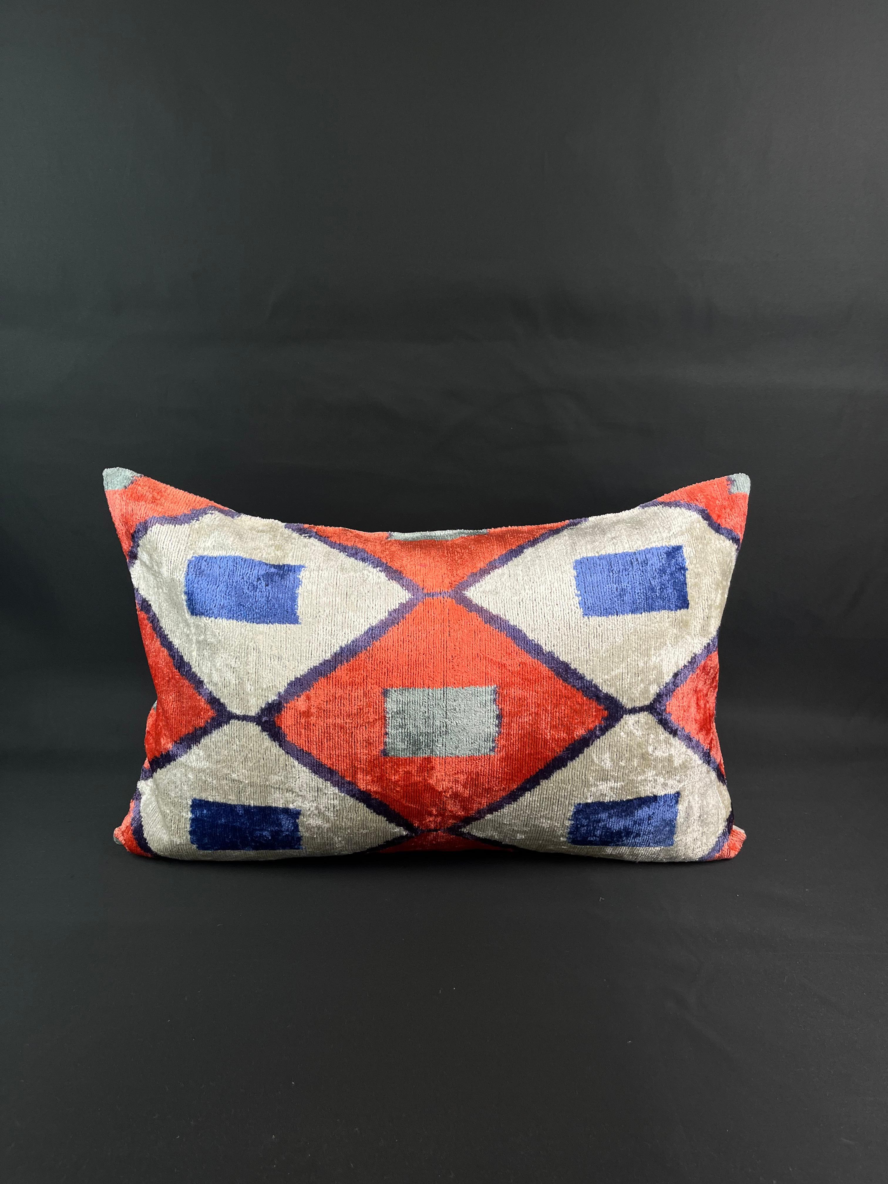 Red and Blue Geometric Design Velvet Silk Ikat Pillow Cover In New Condition For Sale In Houston, TX