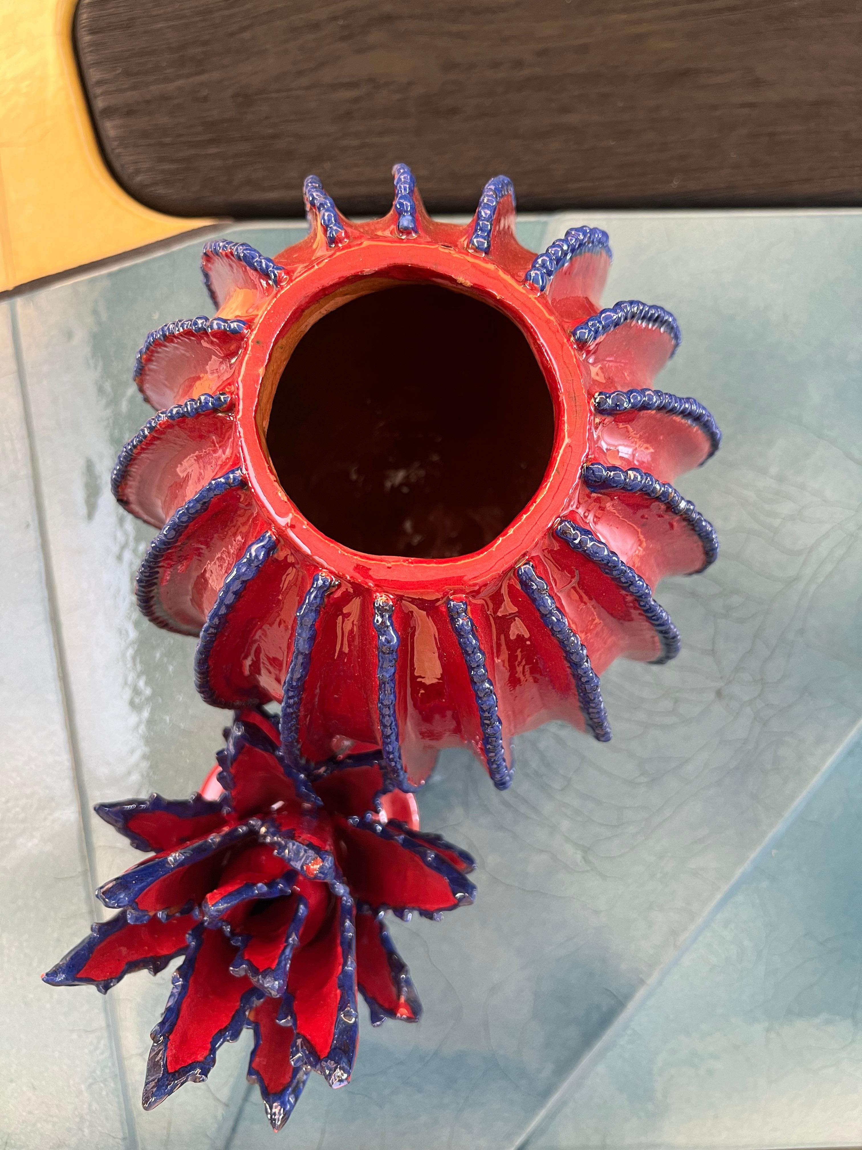 Appliqué Perle rouge et bleue Small by Objekti en vente