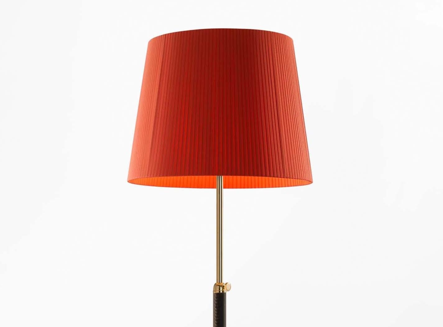 Modern Red and Brass Pie de Salón G3 Floor Lamp by Jaume Sans For Sale