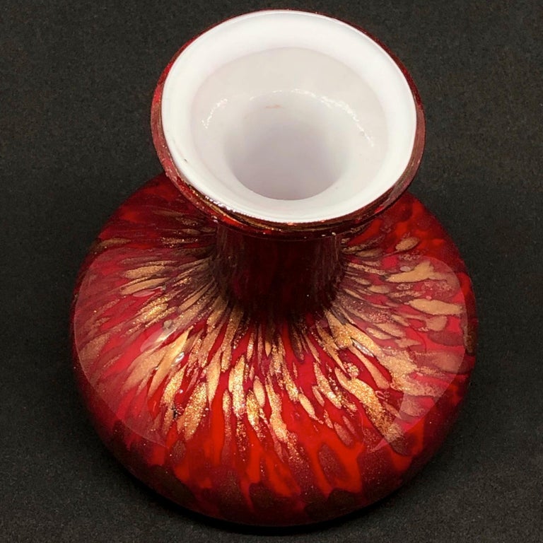 Red and Gold Murano Glass Vase by Barovier and Toso Cordonato D'Oro For Sale at 1stDibs red