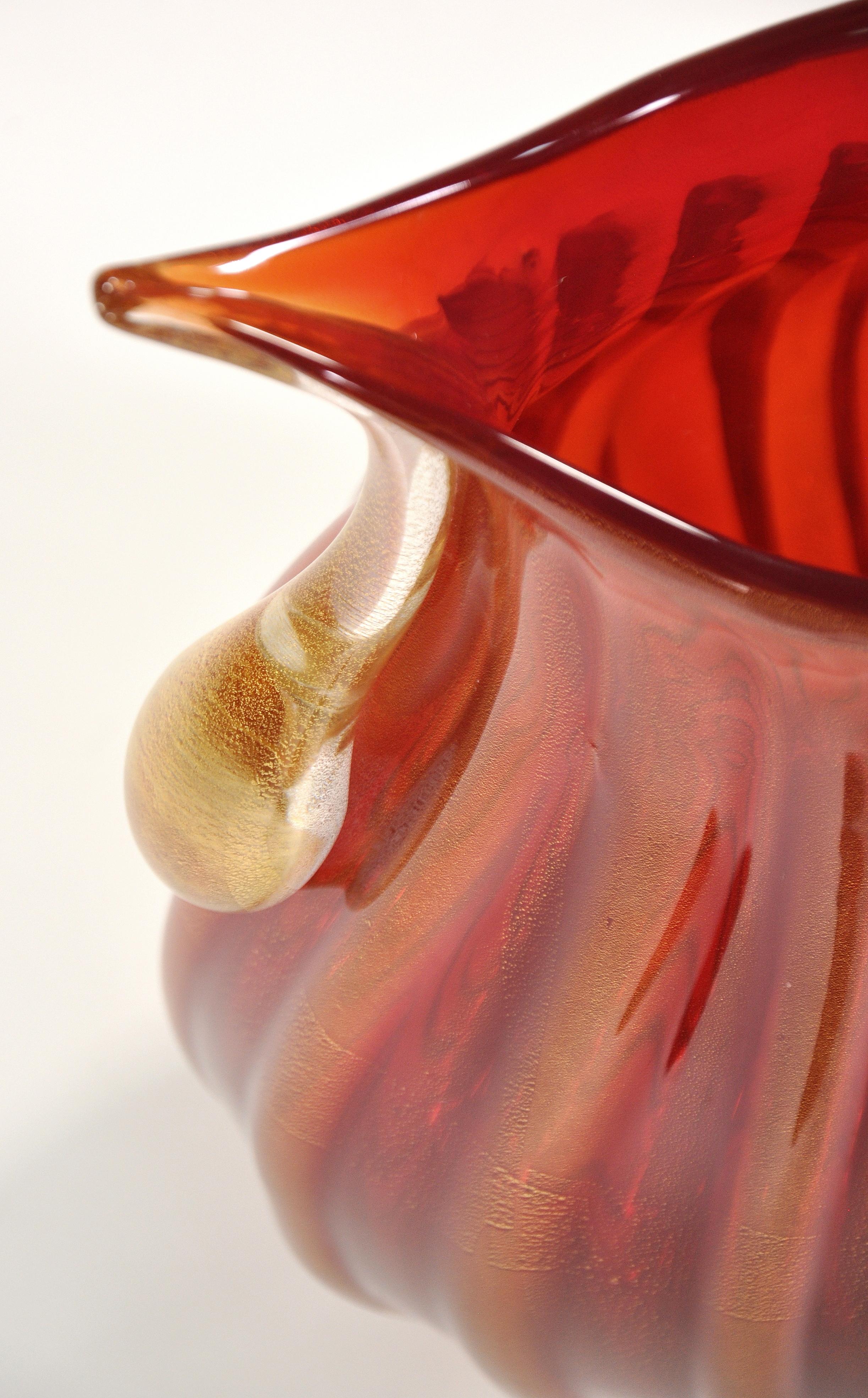 Large Pino Signoretto Red and Gold Murano Glass Vase, 1960s For Sale 5