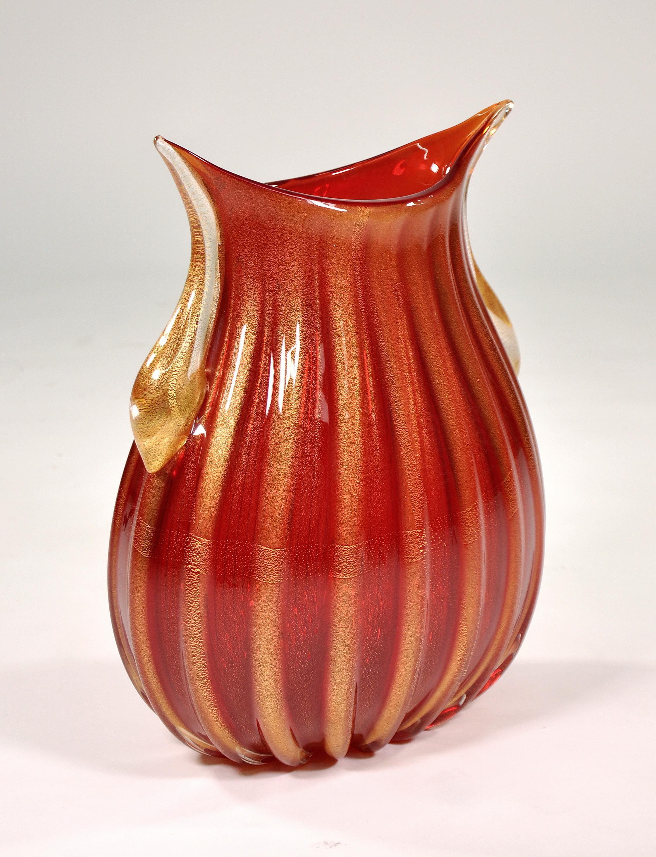 Large Pino Signoretto Red and Gold Murano Glass Vase, 1960s For Sale 1