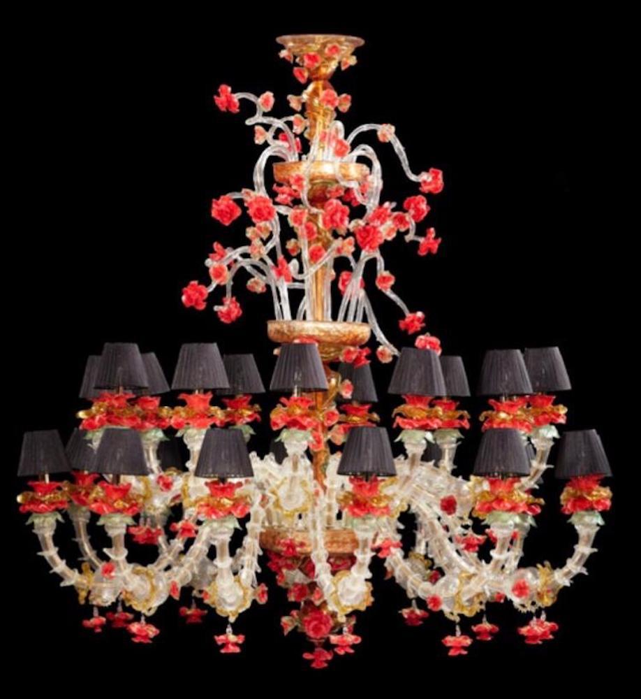 Italiano Lampadario in vetro di Murano rosso e oro, anni '80 in vendita