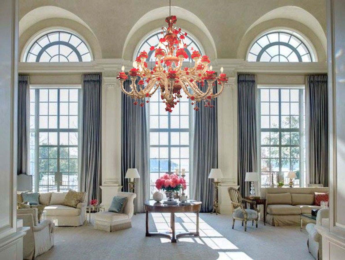 Bellissimo lampadario di Murano con 24 bracci e una moltitudine di fiori in pasta di vetro e inclusione d'oro, che creano un magico effetto di luce.
Disponibile anche in coppia.
24 lampadine E14. Possiamo cablare secondo gli standard del tuo