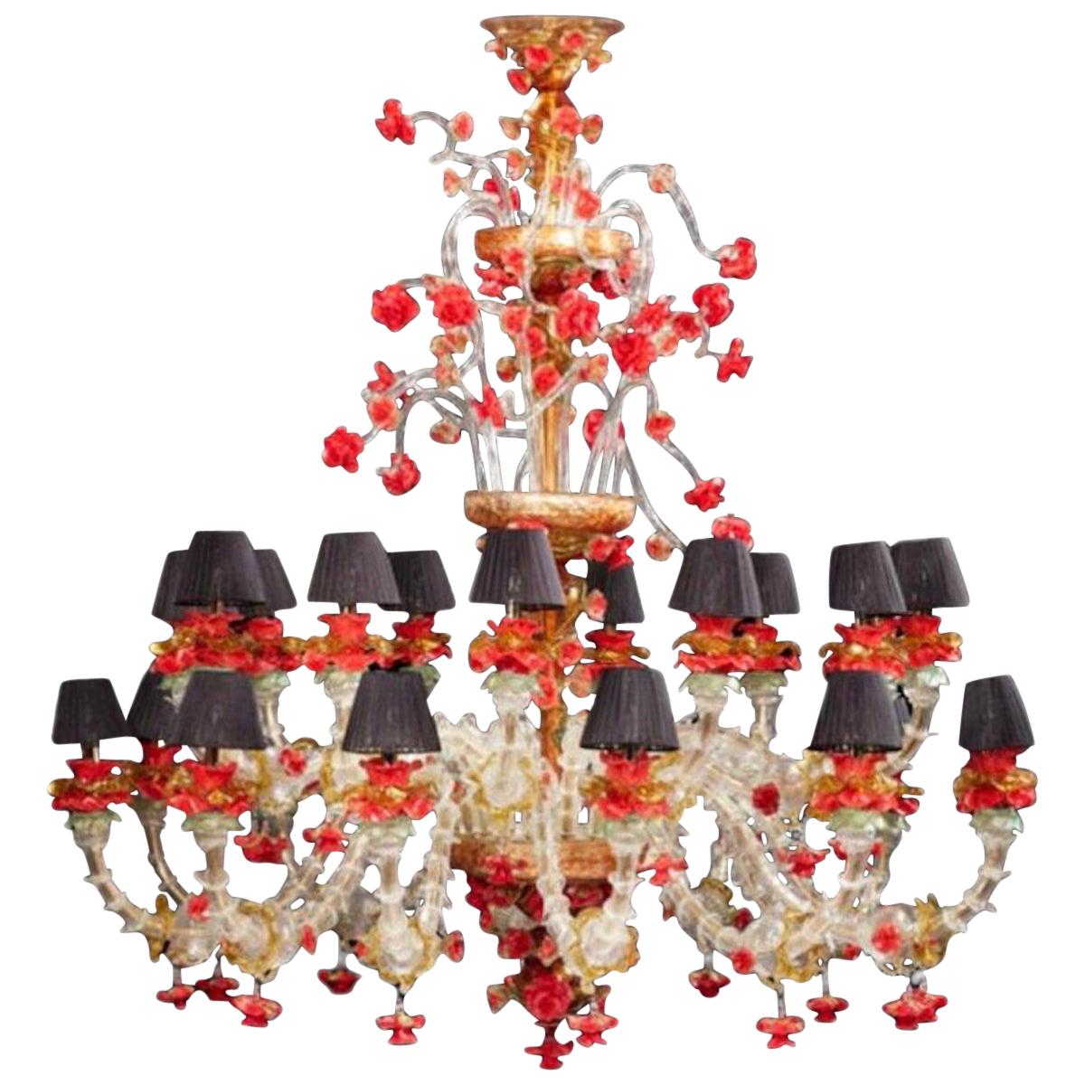 Red and Gold Sumptuous Murano Glass Chandelier, 1980s For Sale
