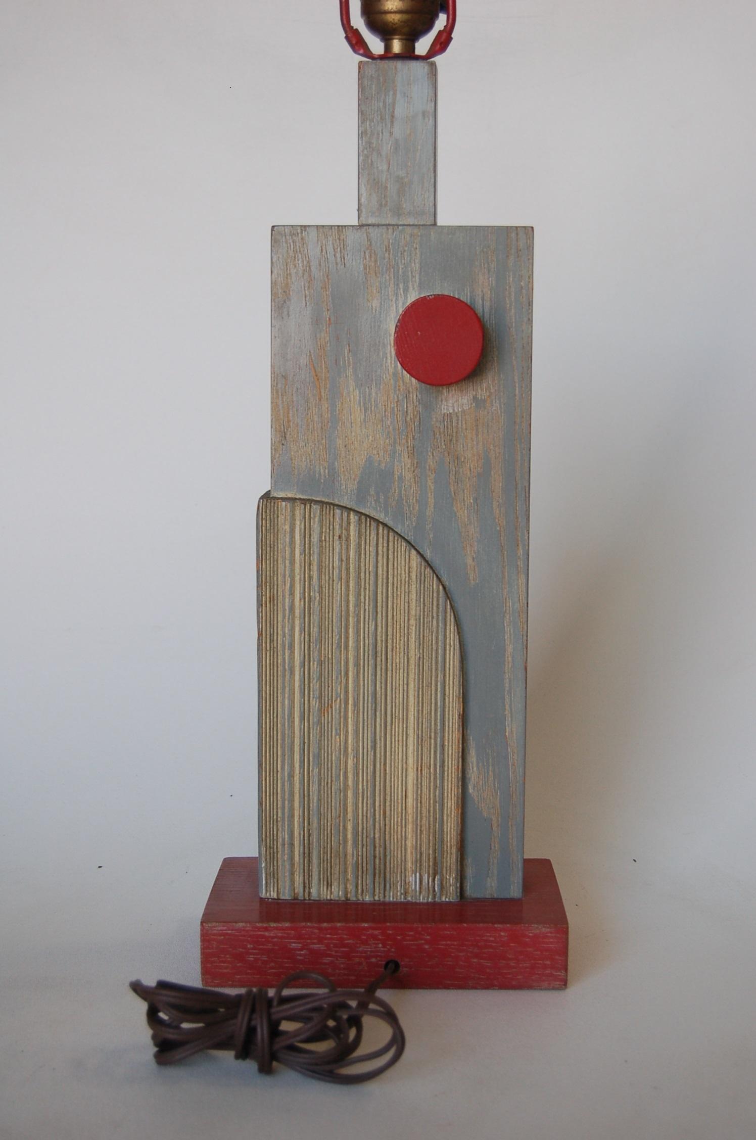Red and Gray Carved Wood Midcentury Googie Table Lamp by Levinton In Excellent Condition In Van Nuys, CA