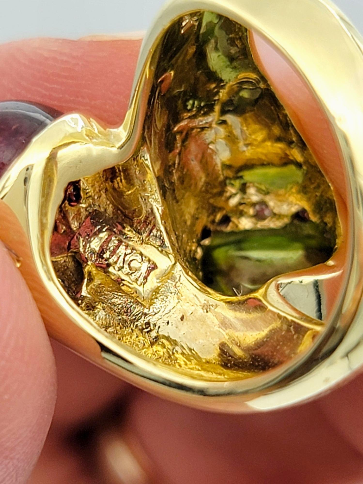 Bypass-Ring aus 14 Karat Gelbgold mit rotem und grünem Cabochon-Turmalin und Diamanten im Angebot 1
