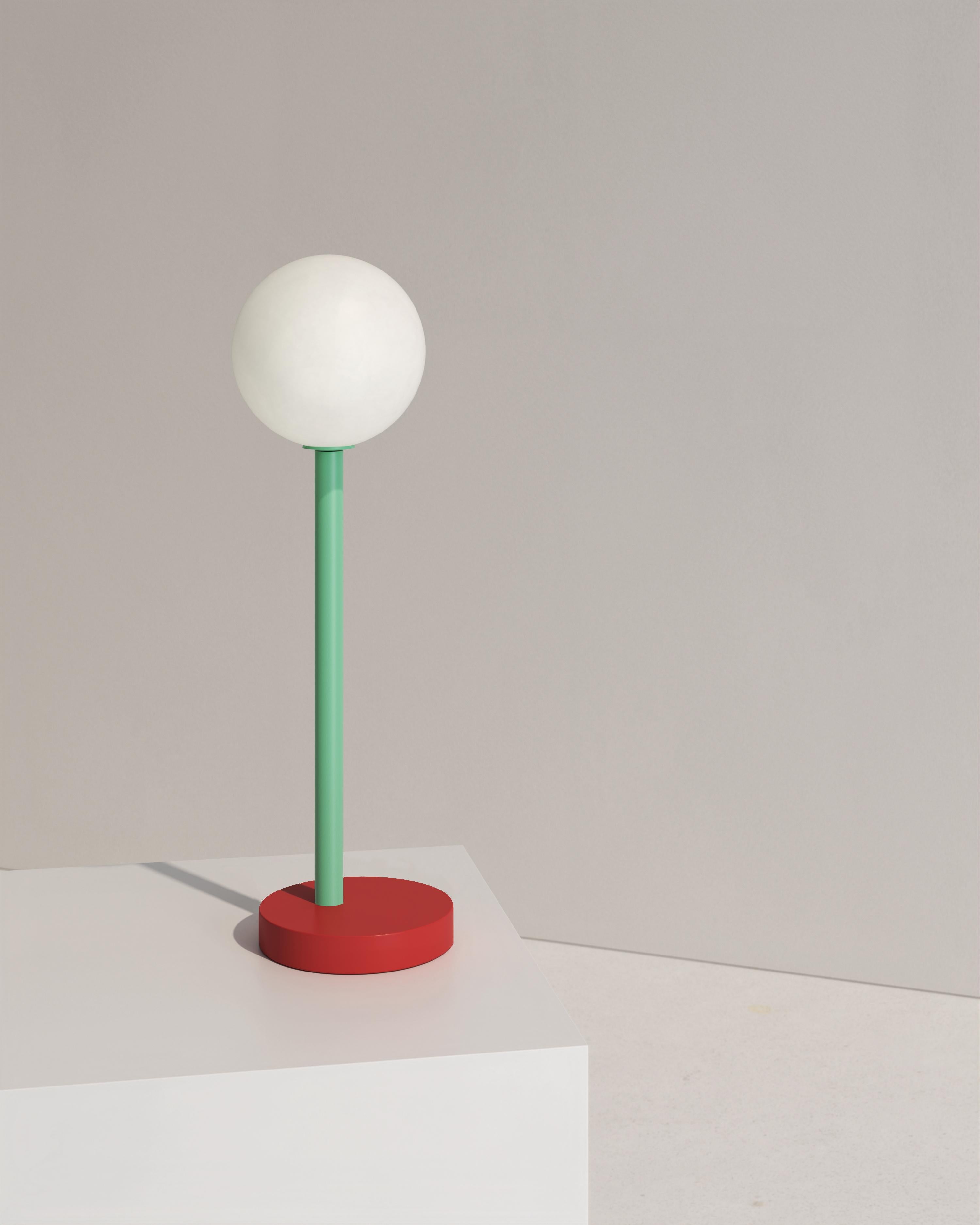 Postmoderno Luce da scrivania decentrata rossa e verde di Atelier Ati in vendita