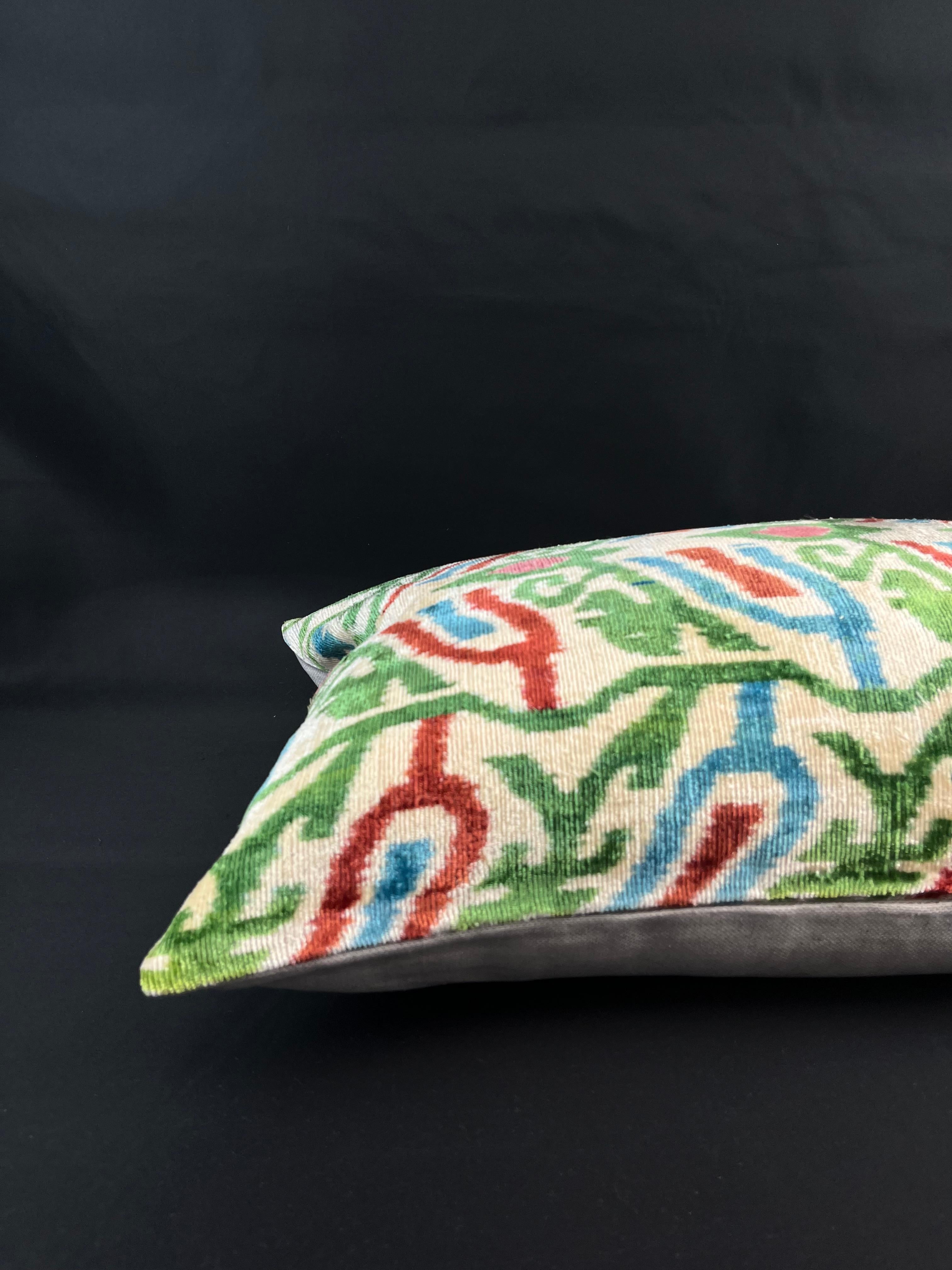 Turkish Red and Green Velvet Silk Ikat Pillow Cover For Sale