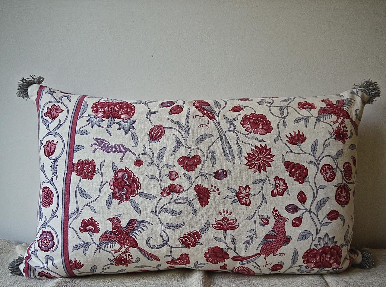  Red and Grey Birds and Flowers Linen Pillow French In Good Condition In London, GB