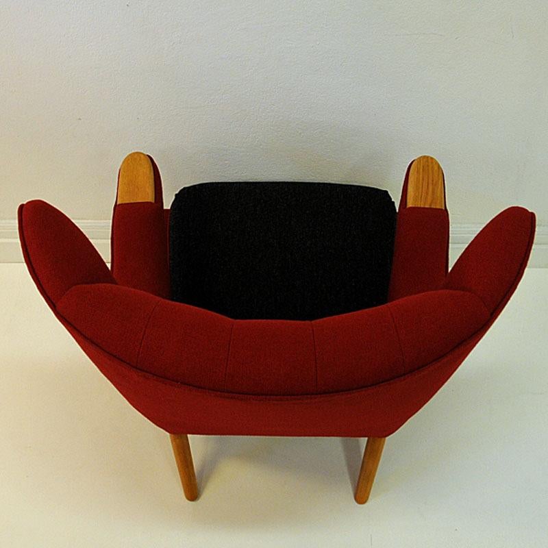 Lovely and large Scandinavian Red and Black Wingback Armchair 1950s For Sale 6