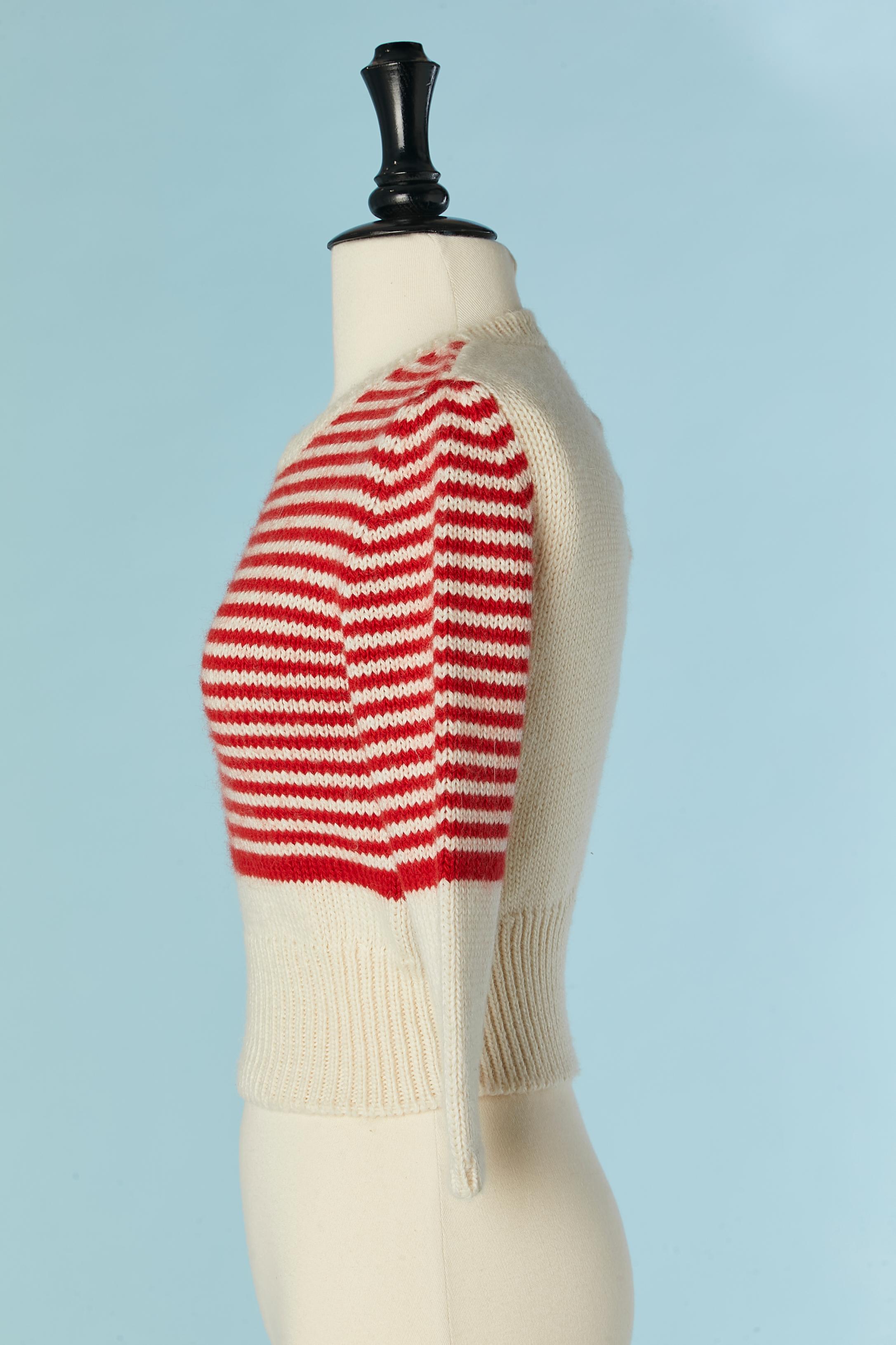 Beige Pull jacquard en maille rouge et Off-White Miu-Miu en vente